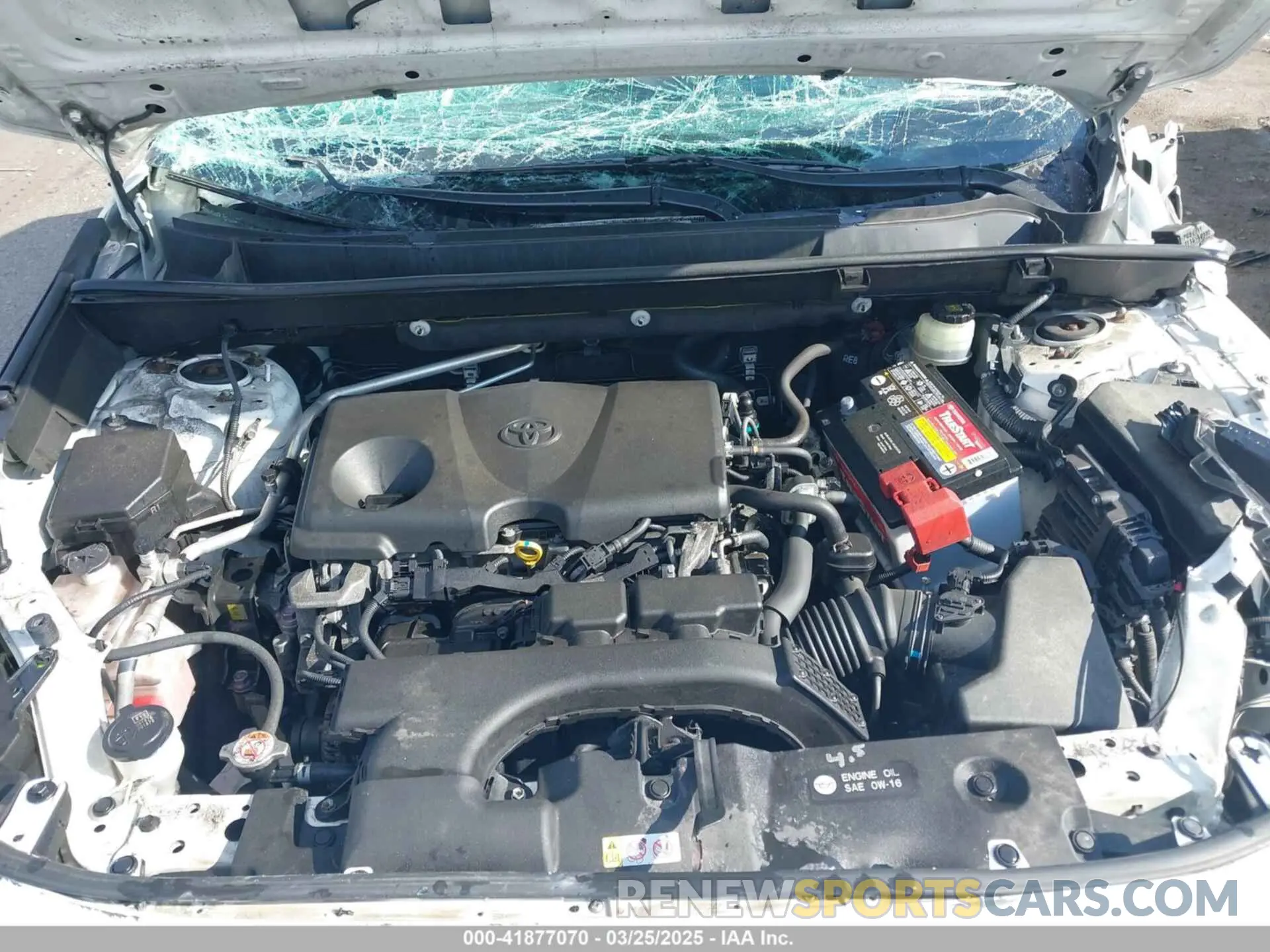 10 fotografías del automóvil dañado JTMP1RFVXKD014440 TOYOTA RAV4 2019