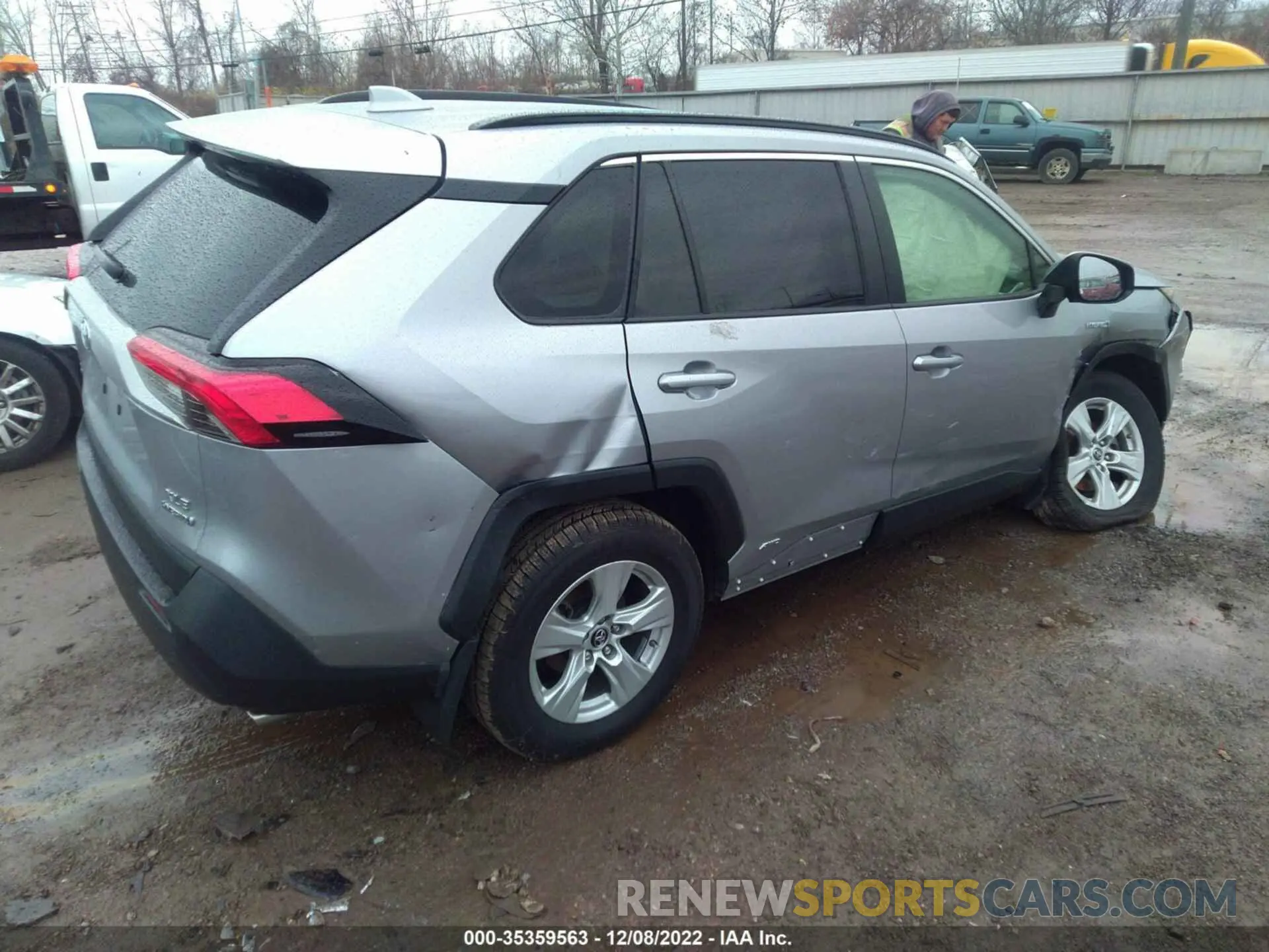 4 fotografías del automóvil dañado JTMRWRFV1KD026938 TOYOTA RAV4 2019