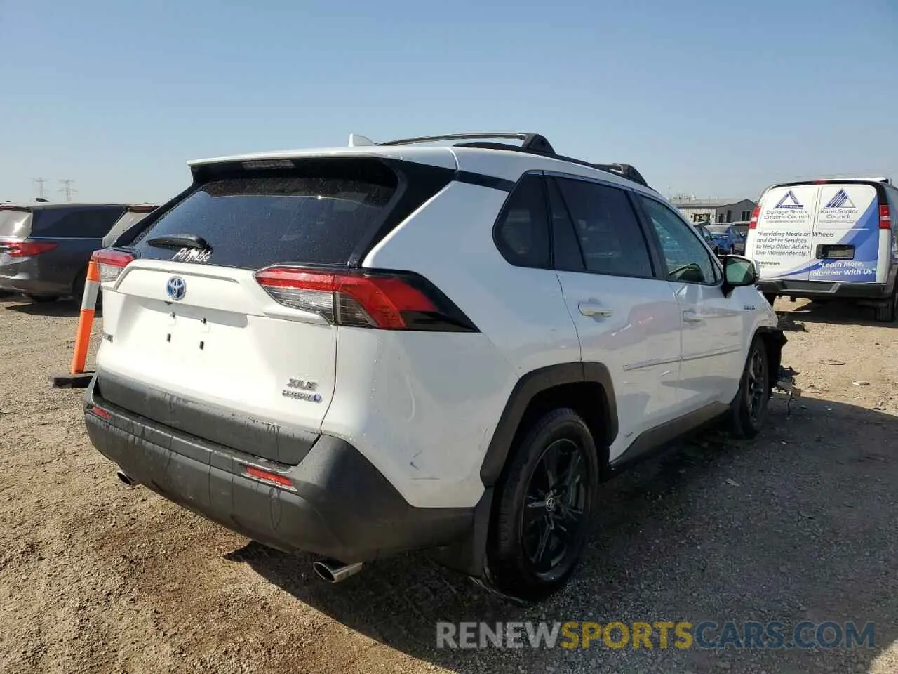 3 fotografías del automóvil dañado JTMRWRFV4KD041479 TOYOTA RAV4 2019