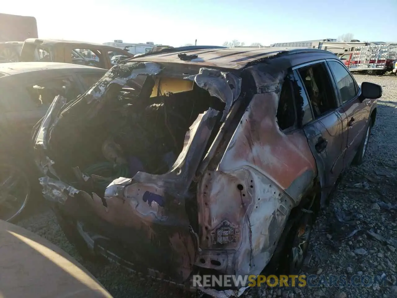 9 fotografías del automóvil dañado JTMRWRFV6KD511432 TOYOTA RAV4 2019