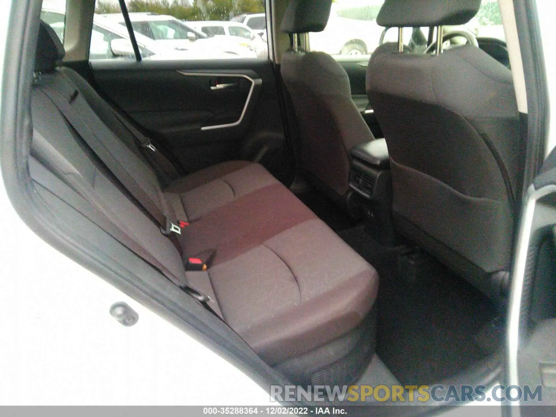 8 fotografías del automóvil dañado JTMRWRFV9KD010874 TOYOTA RAV4 2019