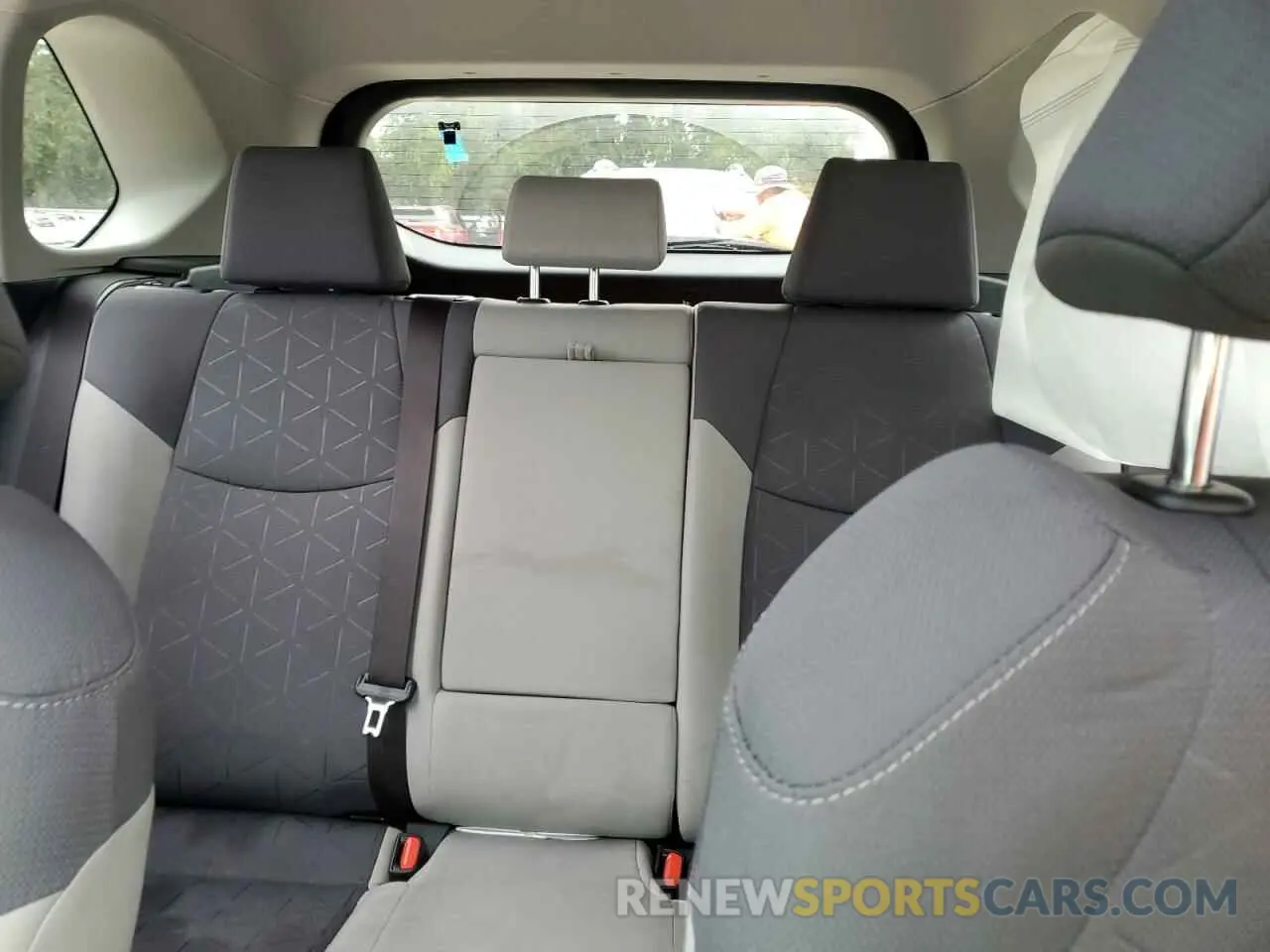 10 fotografías del automóvil dañado JTMRWRFV9KD028775 TOYOTA RAV4 2019