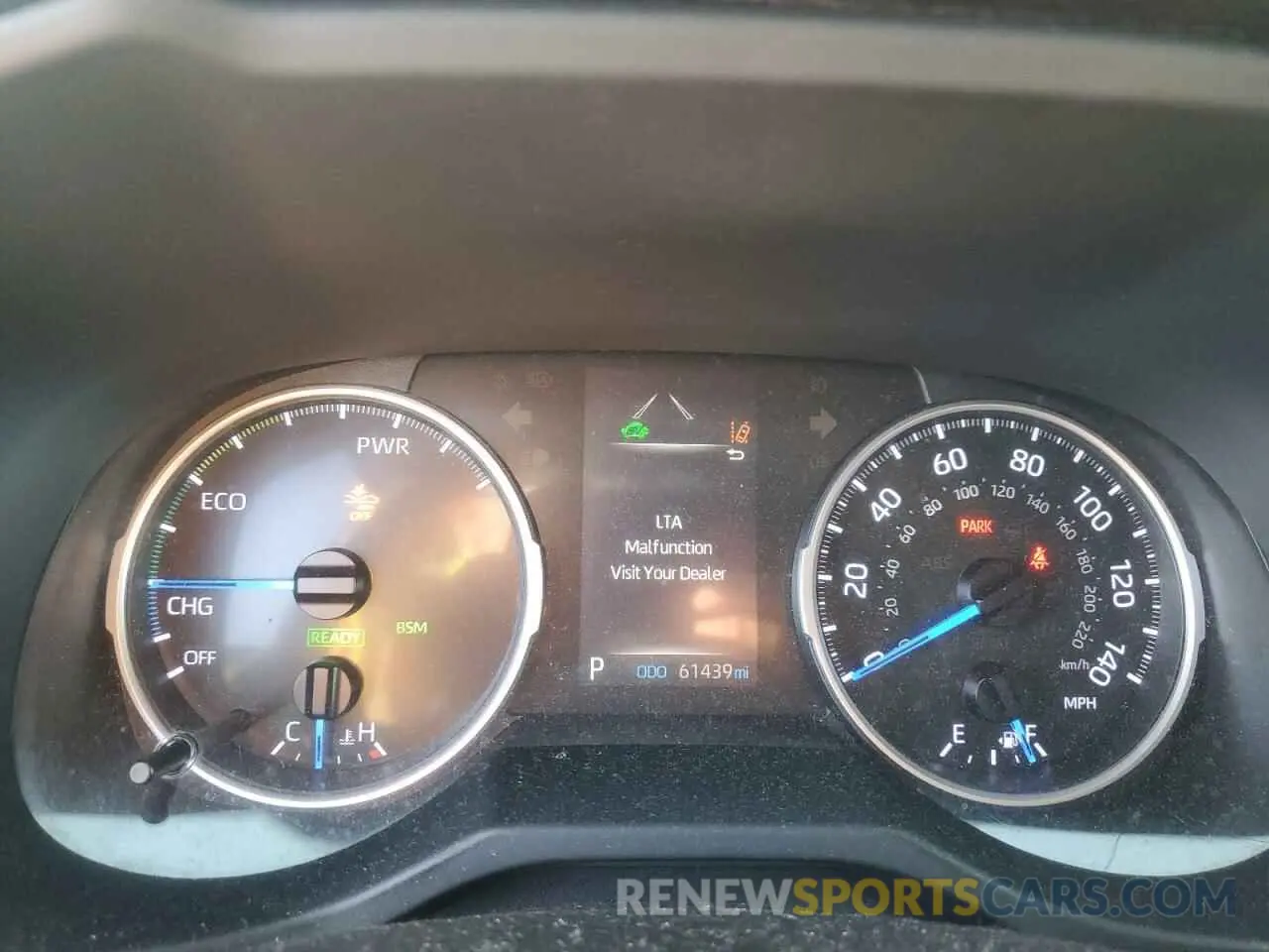 9 fotografías del automóvil dañado JTMRWRFVXKD505262 TOYOTA RAV4 2019