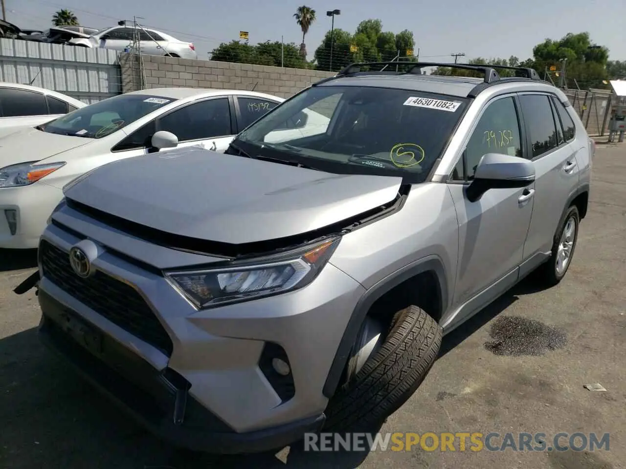 2 fotografías del automóvil dañado JTMW1RFV0KD014023 TOYOTA RAV4 2019