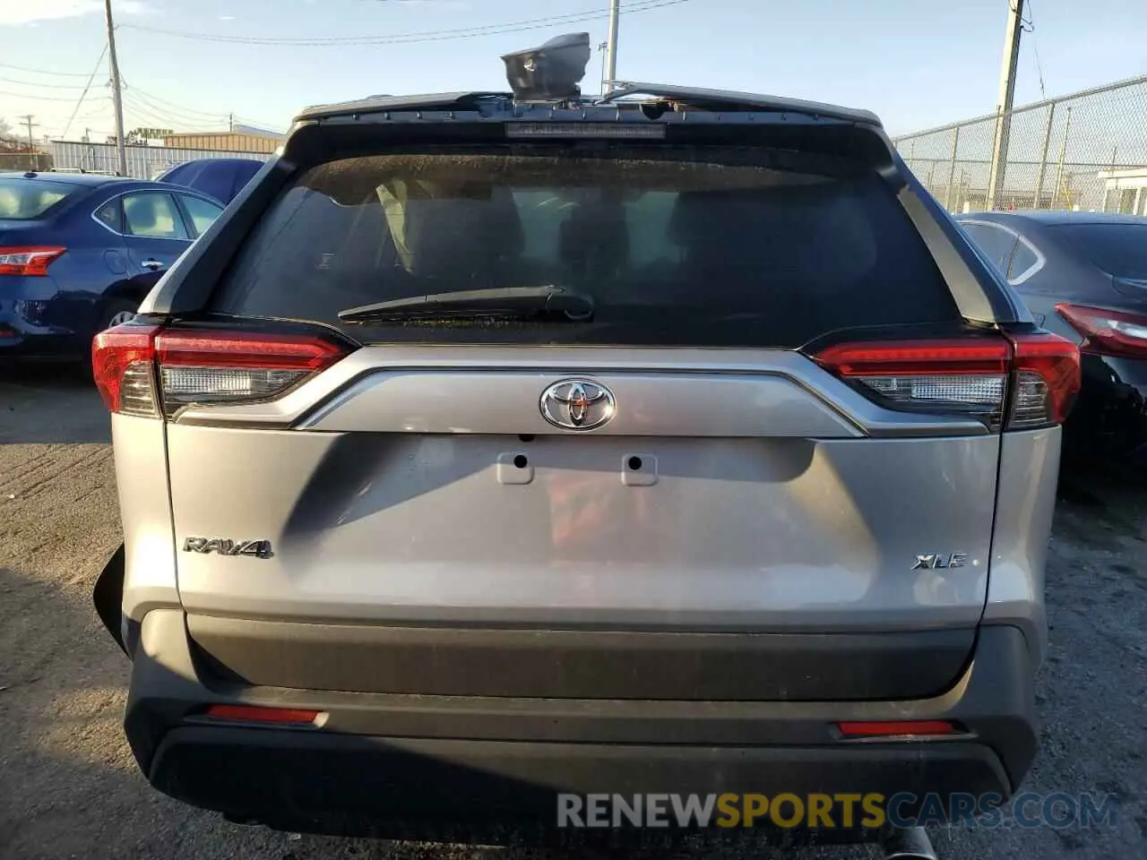 6 fotografías del automóvil dañado JTMW1RFV0KD030321 TOYOTA RAV4 2019