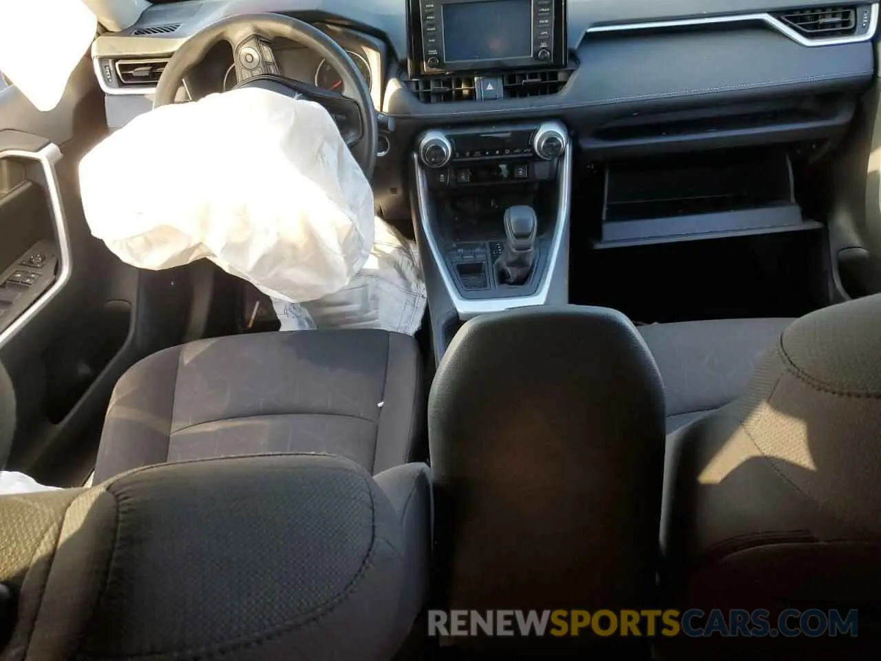 8 fotografías del automóvil dañado JTMW1RFV0KD030321 TOYOTA RAV4 2019