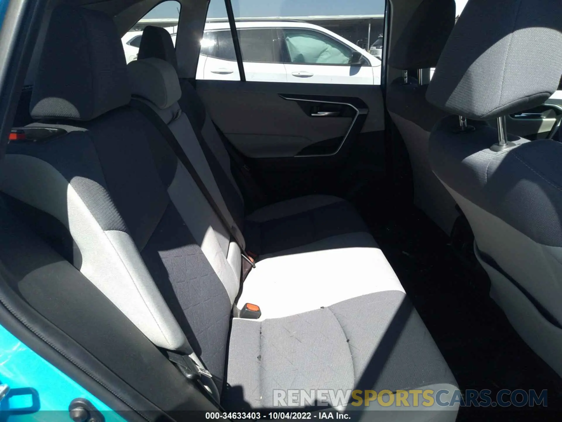 8 fotografías del automóvil dañado JTMW1RFV0KD510794 TOYOTA RAV4 2019