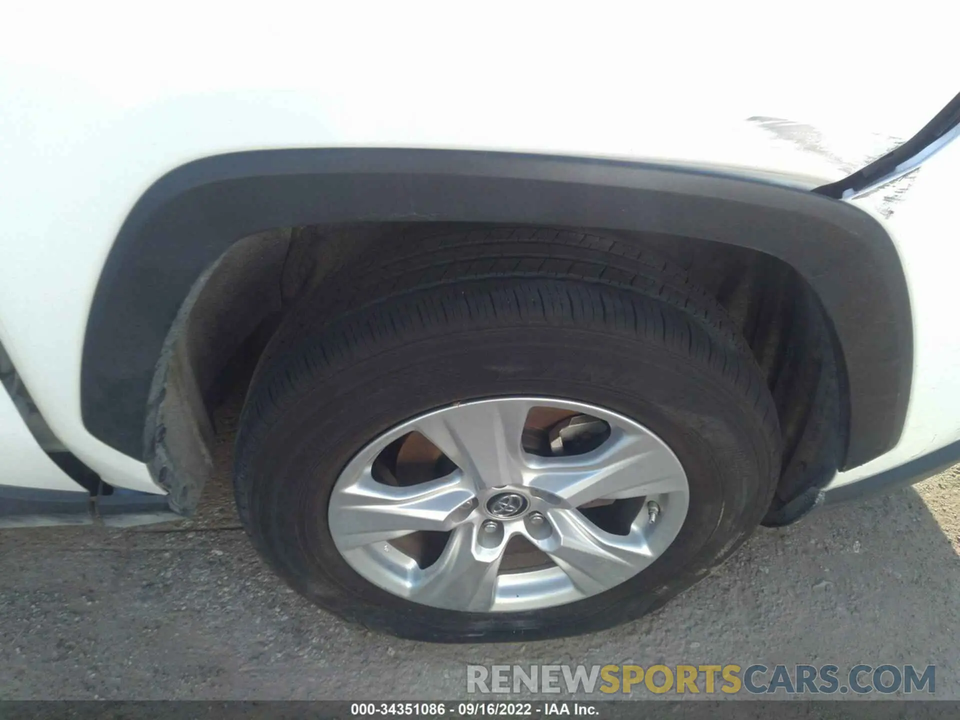 14 fotografías del automóvil dañado JTMW1RFV0KJ015237 TOYOTA RAV4 2019