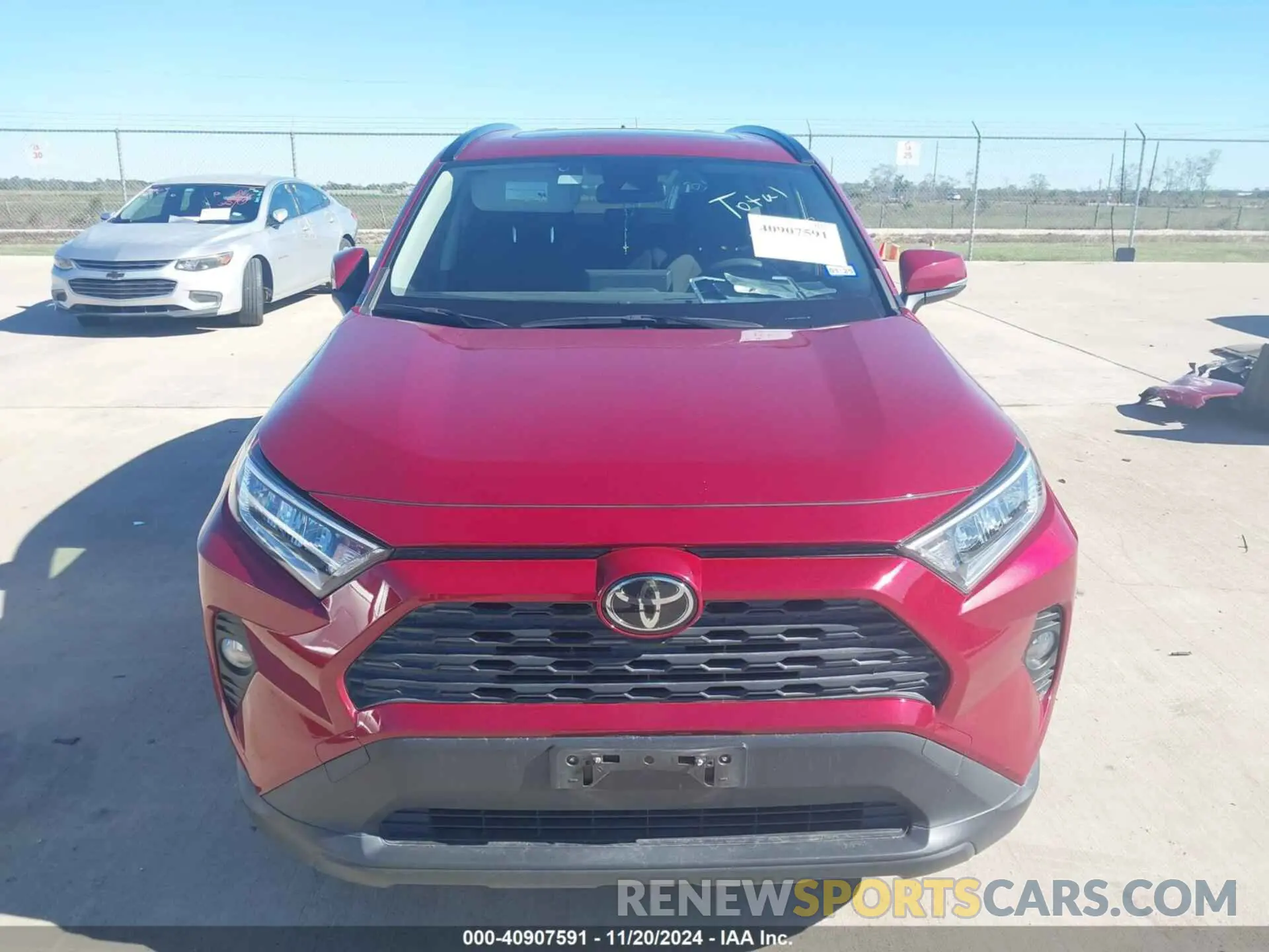 12 fotografías del automóvil dañado JTMW1RFV1KD008036 TOYOTA RAV4 2019