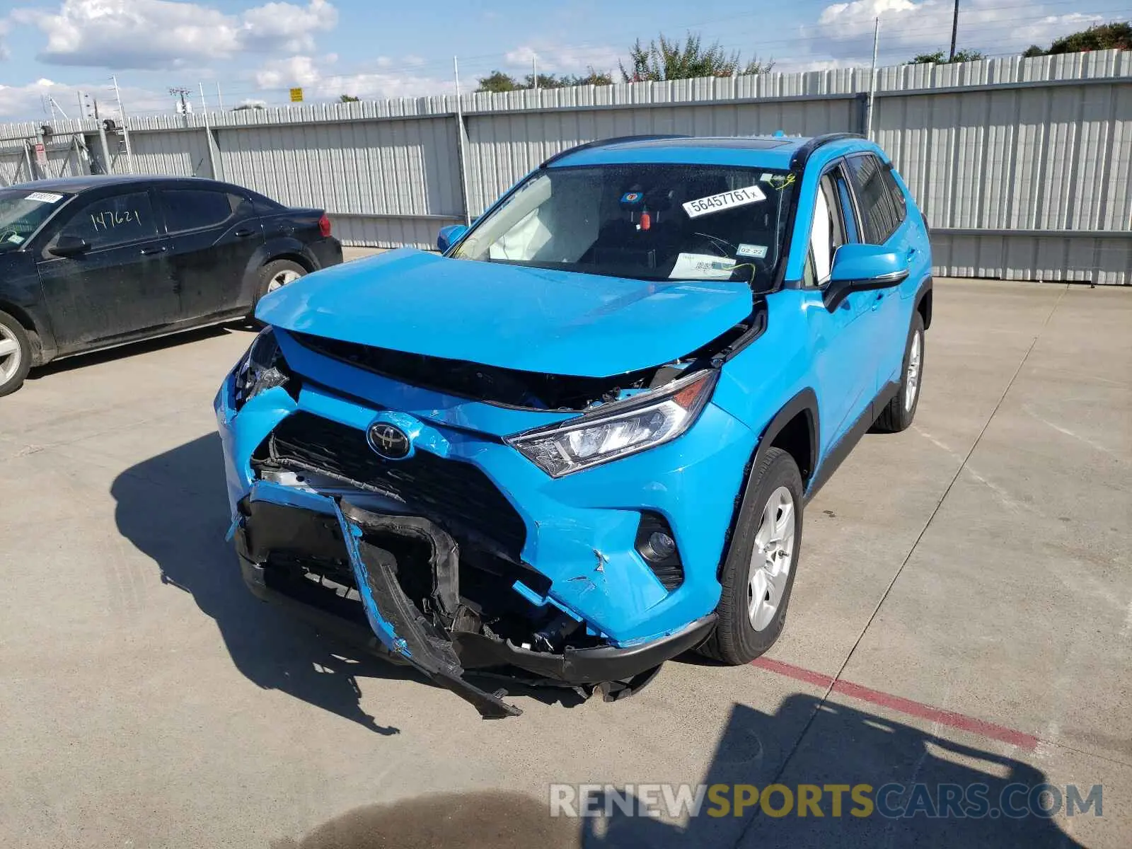 2 fotografías del automóvil dañado JTMW1RFV2KD009650 TOYOTA RAV4 2019