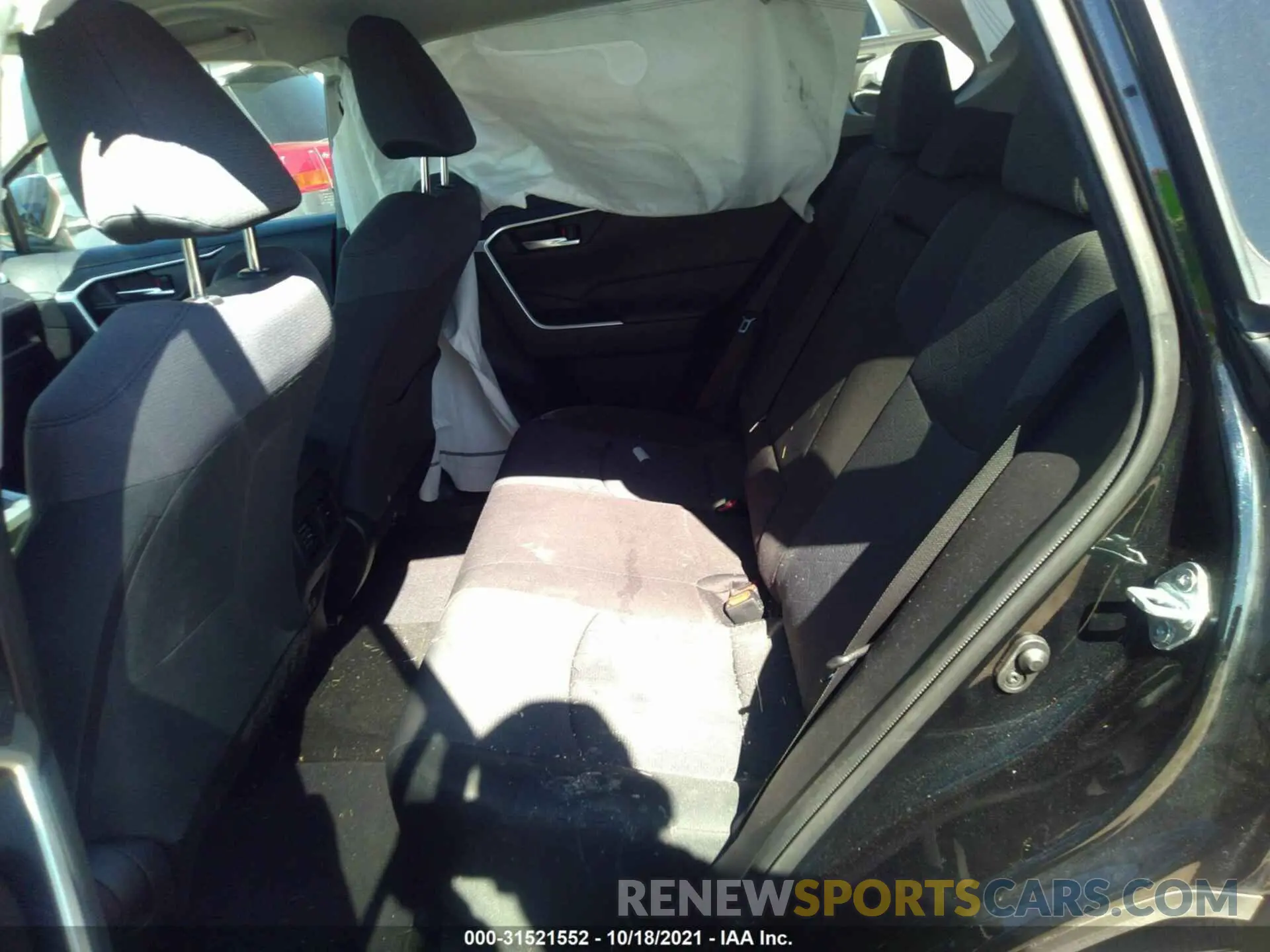 8 fotografías del automóvil dañado JTMW1RFV2KD509954 TOYOTA RAV4 2019
