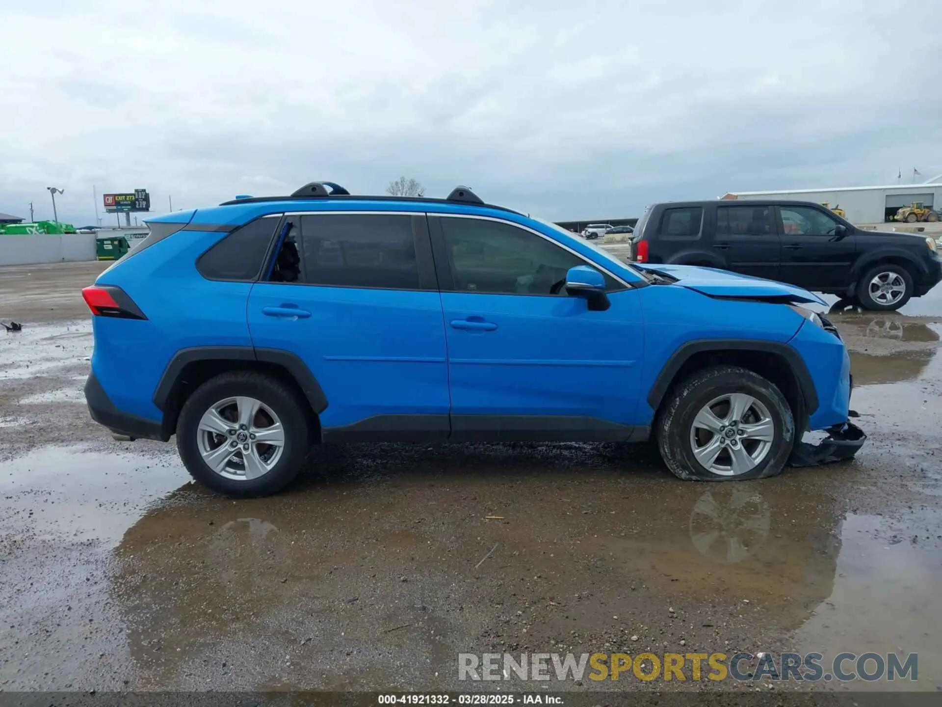 12 fotografías del automóvil dañado JTMW1RFV2KJ014168 TOYOTA RAV4 2019