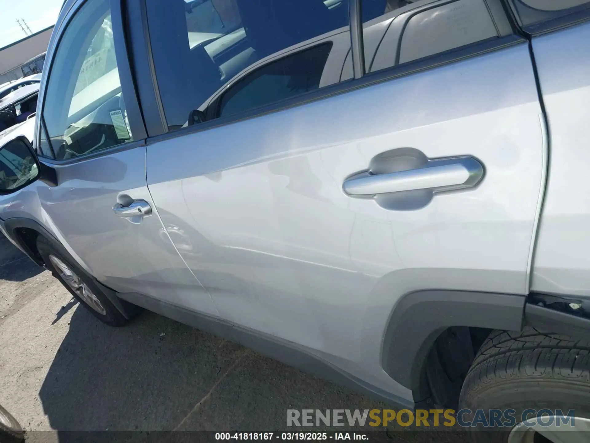 14 fotografías del automóvil dañado JTMW1RFV3KD028269 TOYOTA RAV4 2019