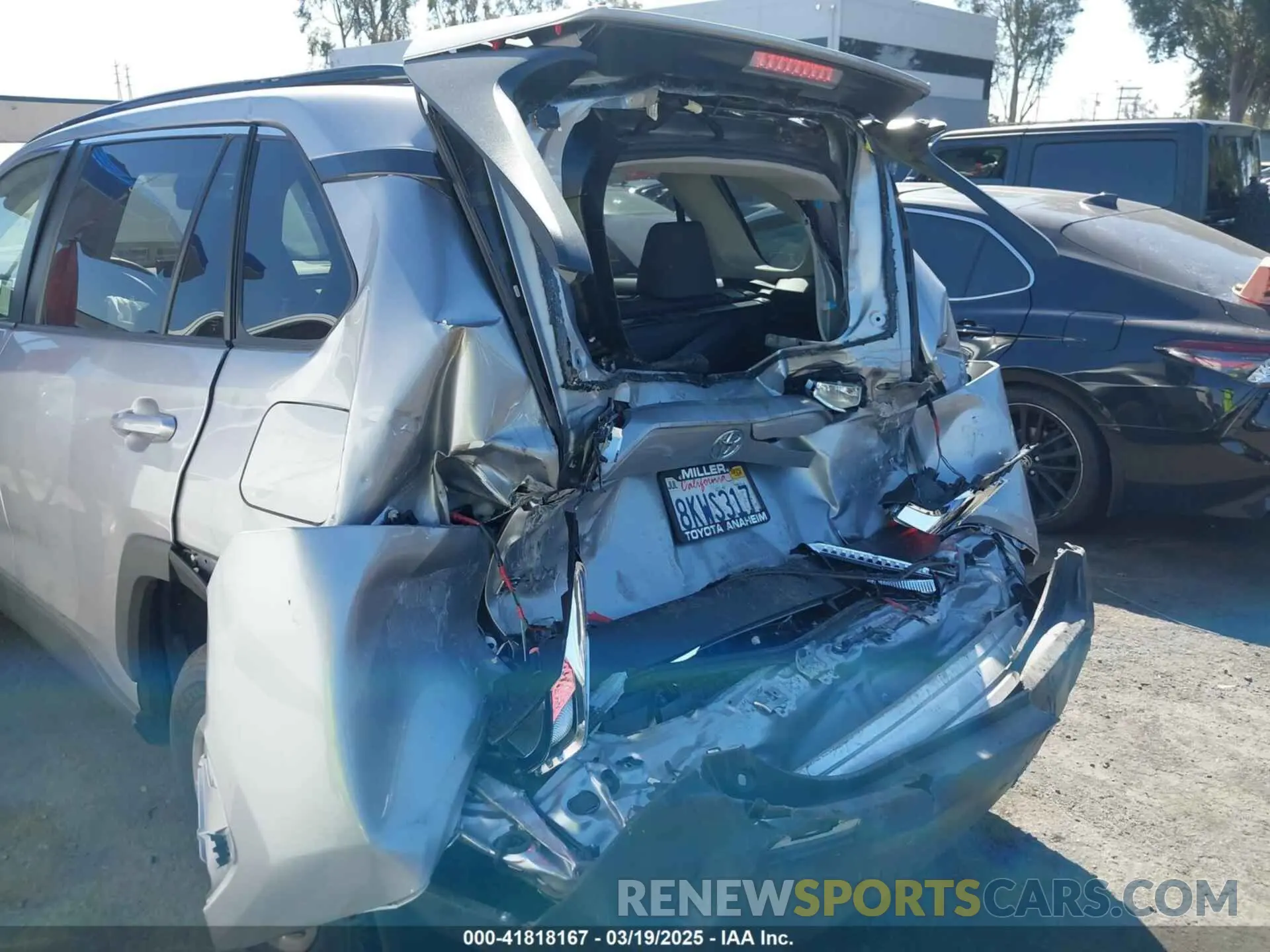 6 fotografías del automóvil dañado JTMW1RFV3KD028269 TOYOTA RAV4 2019