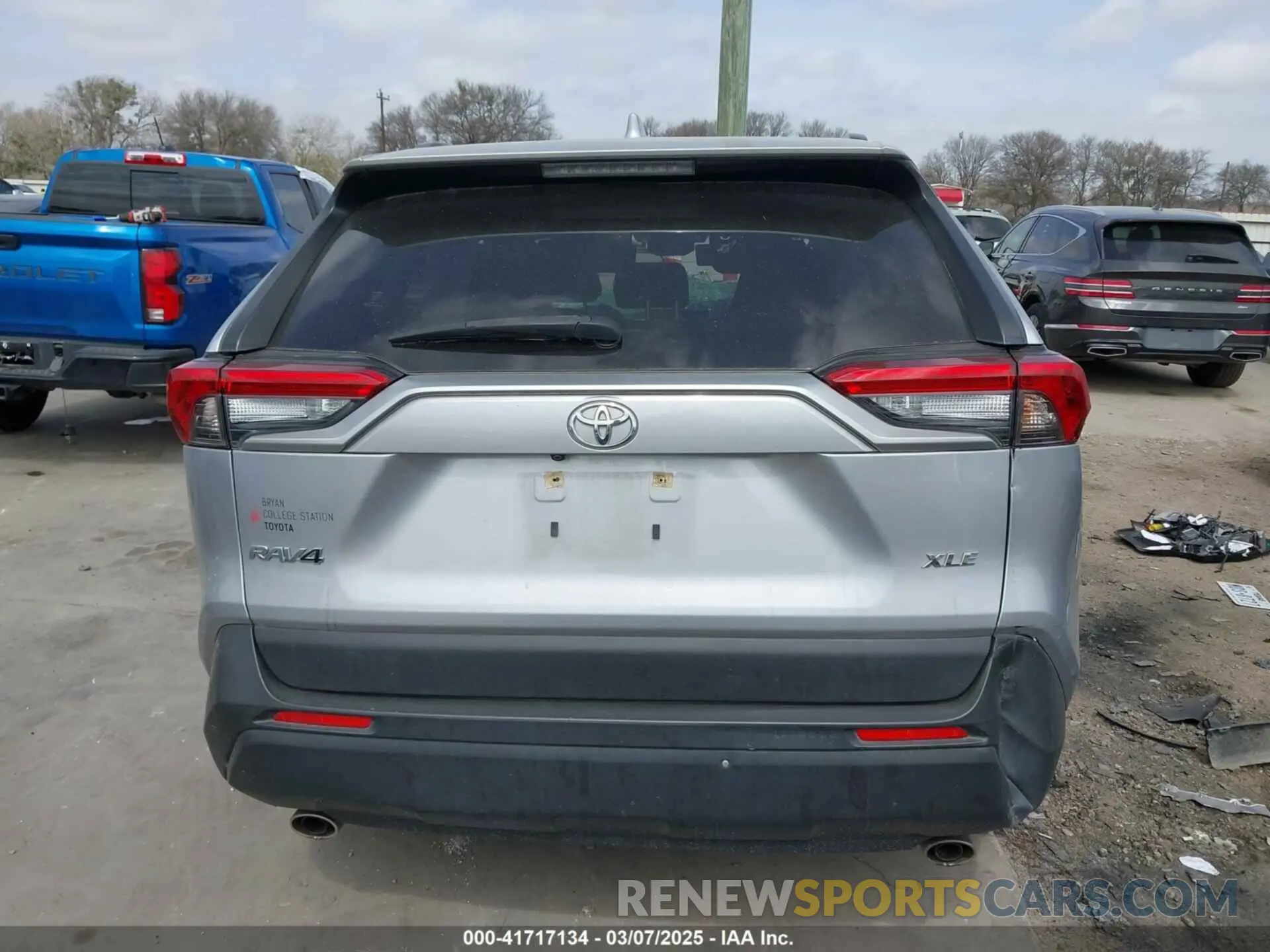 17 fotografías del automóvil dañado JTMW1RFV4KD022612 TOYOTA RAV4 2019