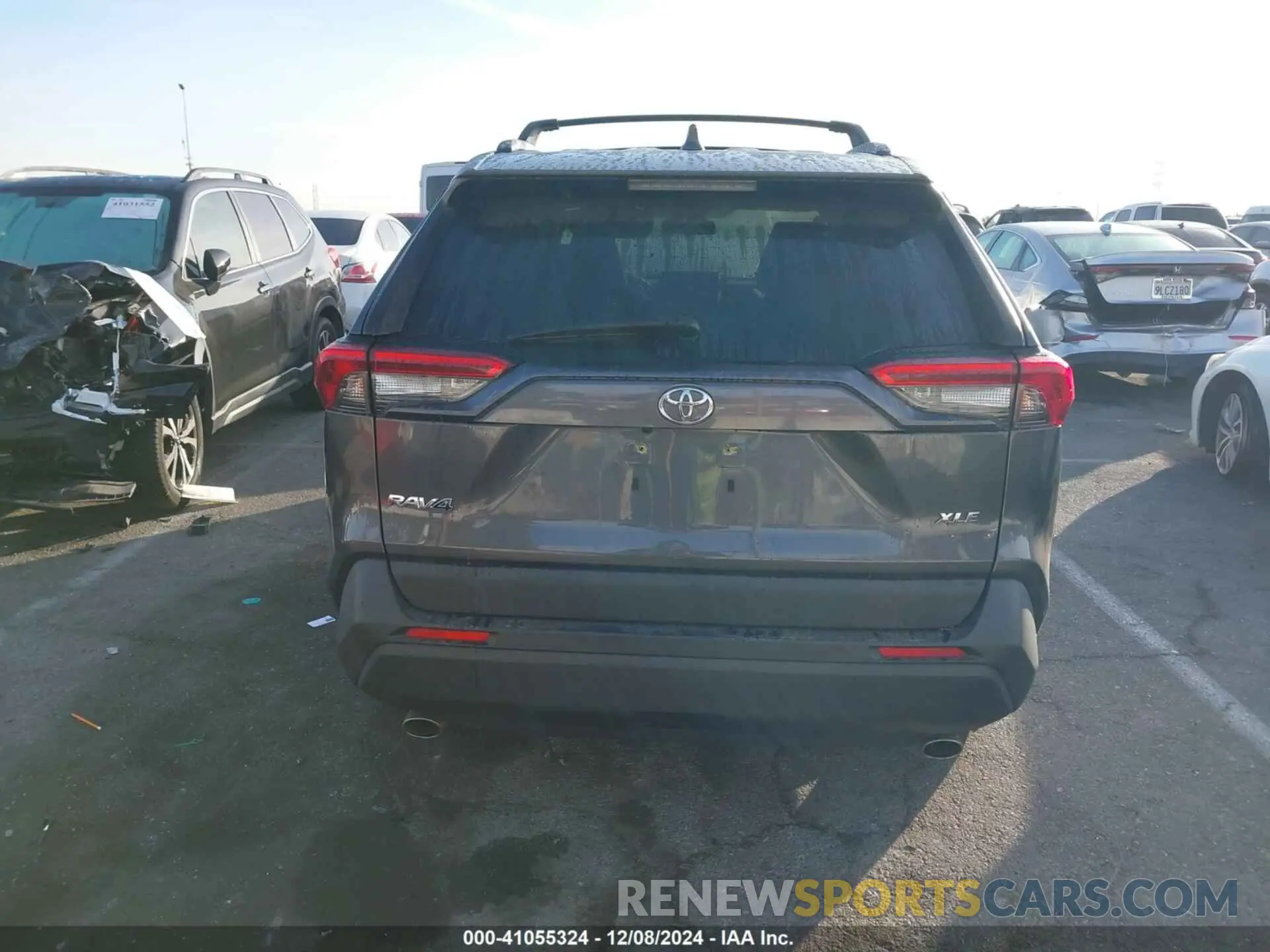 16 fotografías del automóvil dañado JTMW1RFV4KD023517 TOYOTA RAV4 2019
