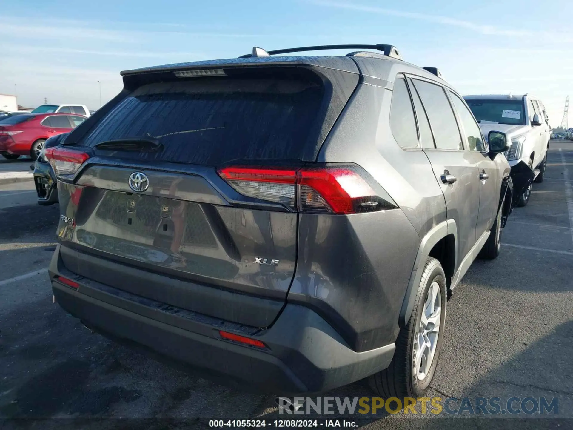 4 fotografías del automóvil dañado JTMW1RFV4KD023517 TOYOTA RAV4 2019