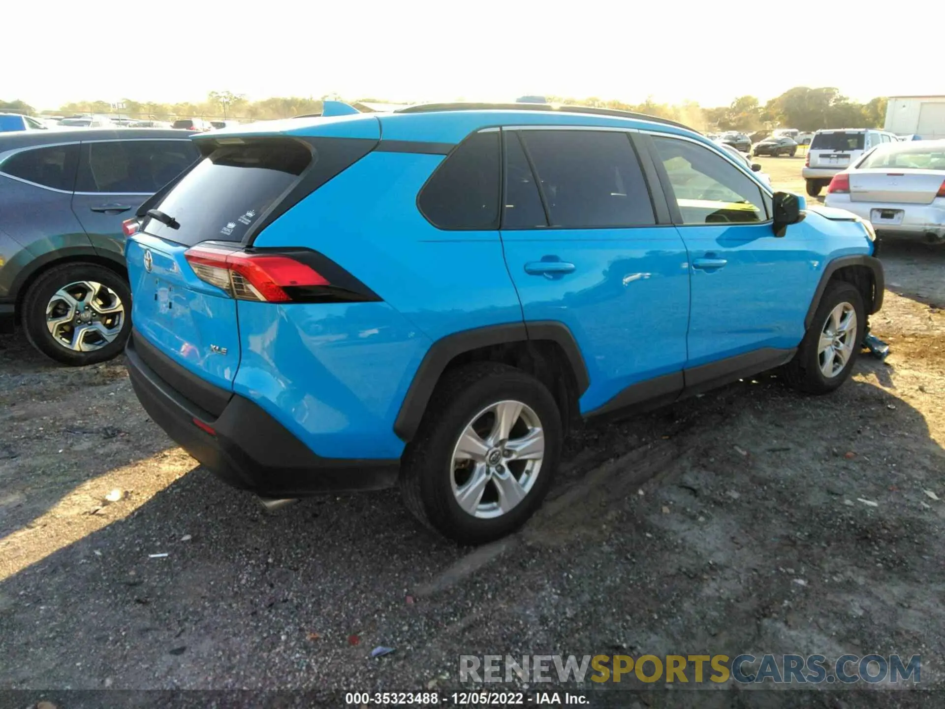 4 fotografías del automóvil dañado JTMW1RFV4KD506750 TOYOTA RAV4 2019
