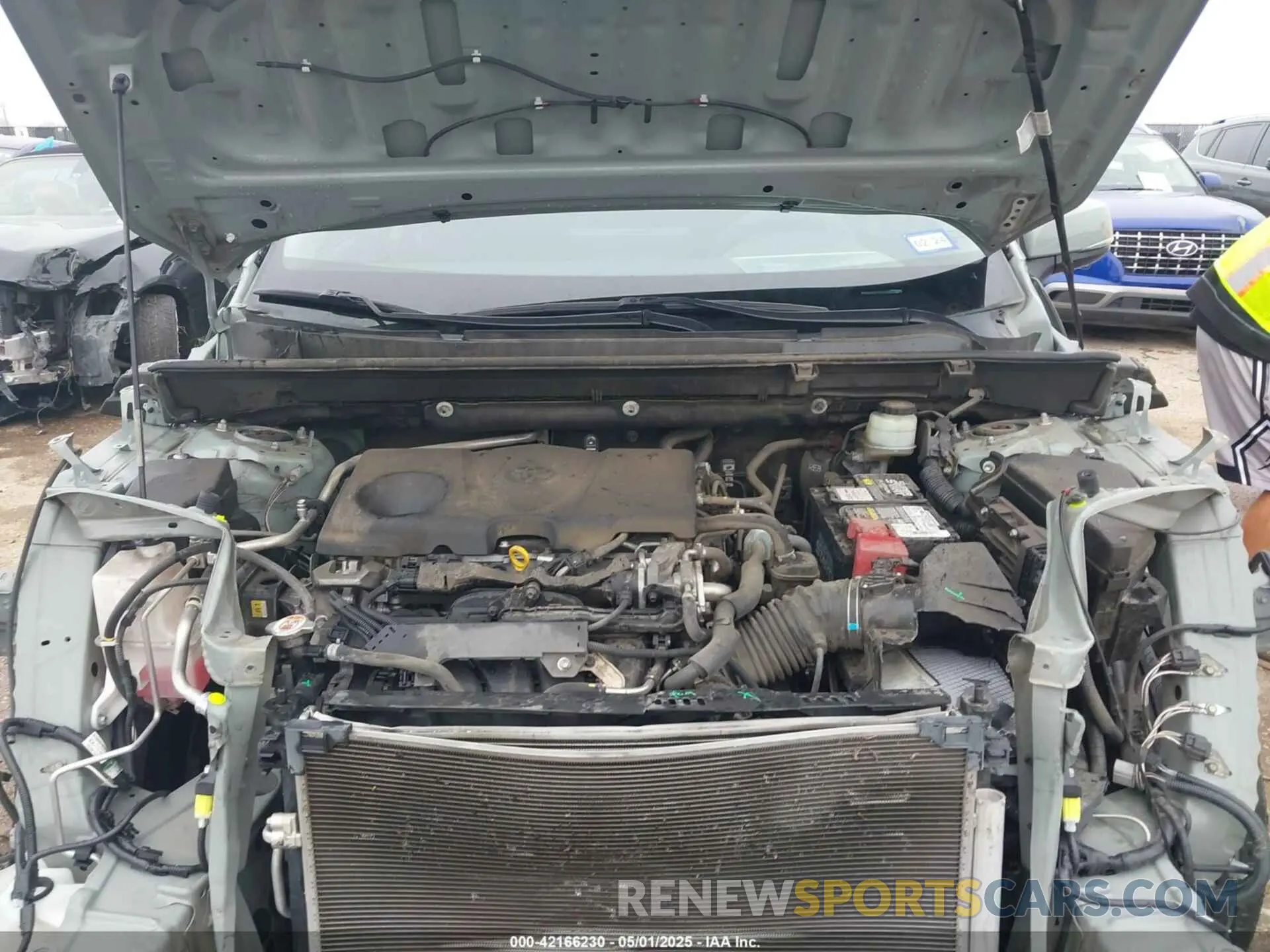 10 fotografías del automóvil dañado JTMW1RFV4KD508787 TOYOTA RAV4 2019