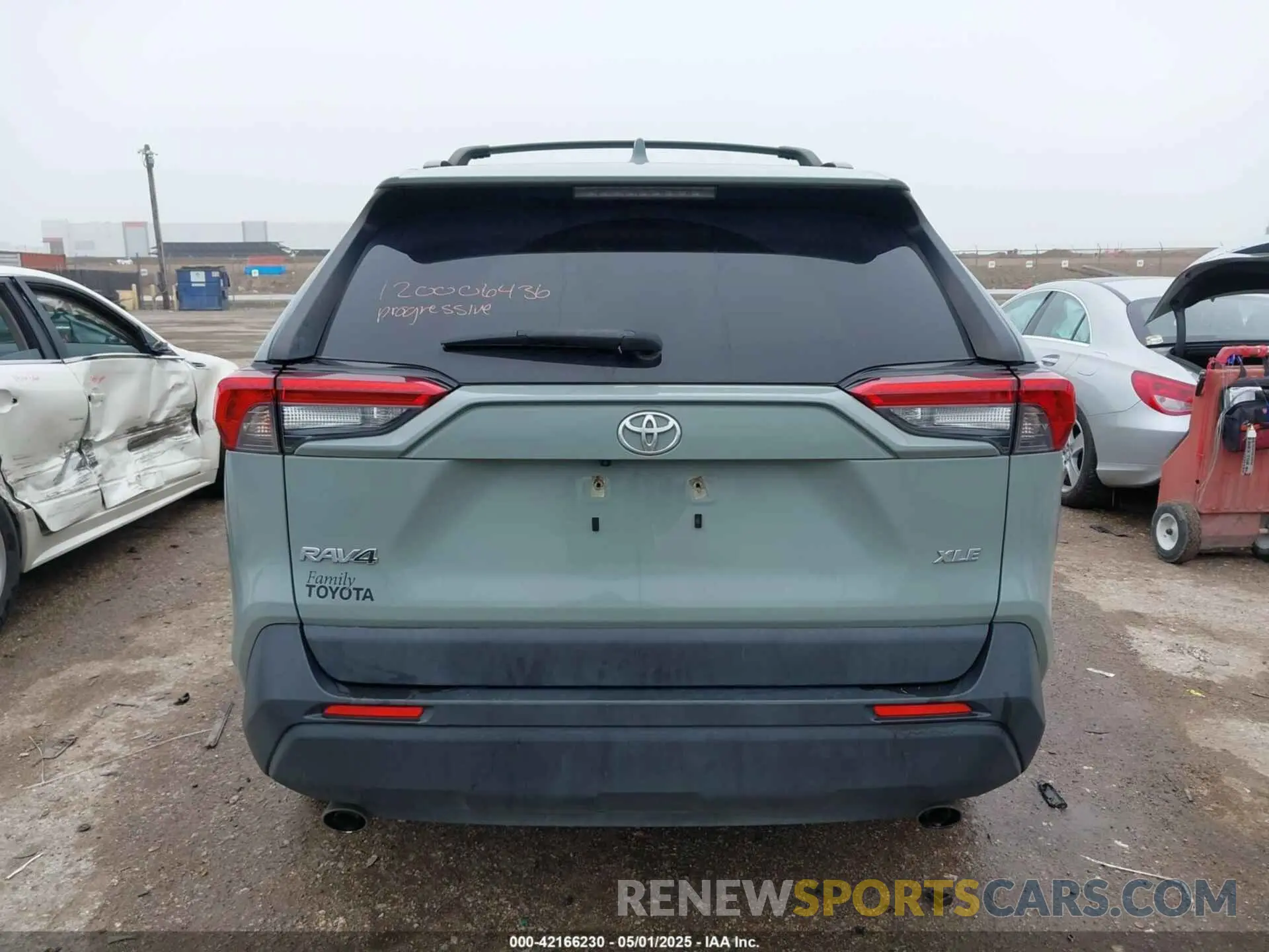 17 fotografías del automóvil dañado JTMW1RFV4KD508787 TOYOTA RAV4 2019