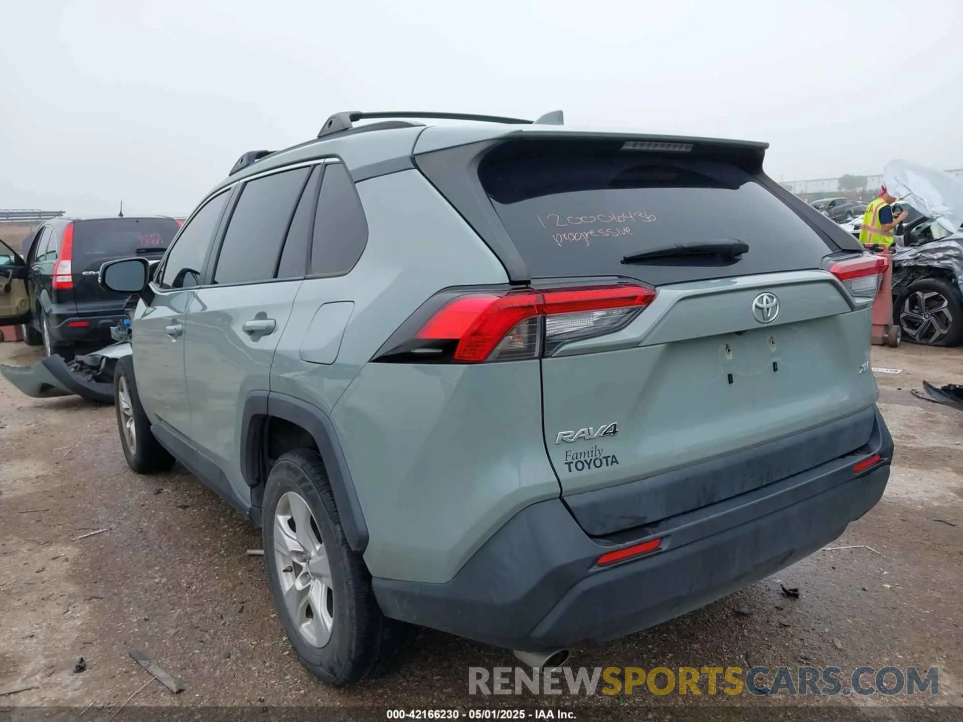 3 fotografías del automóvil dañado JTMW1RFV4KD508787 TOYOTA RAV4 2019