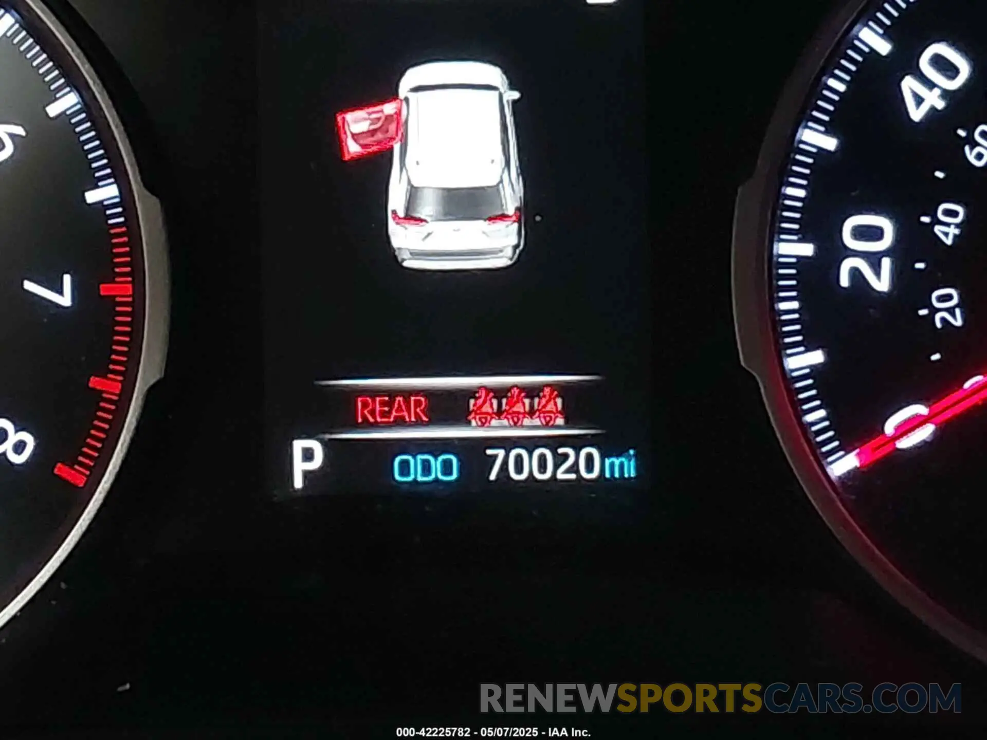 15 fotografías del automóvil dañado JTMW1RFV5KD003681 TOYOTA RAV4 2019