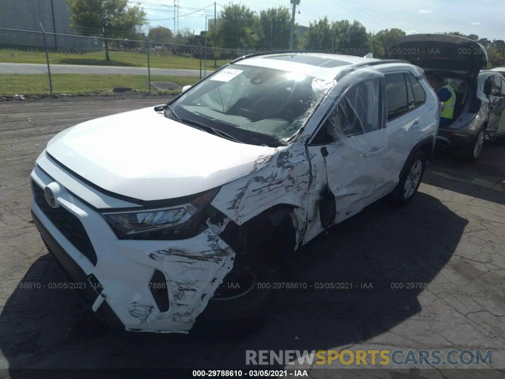 2 fotografías del automóvil dañado JTMW1RFV5KD031464 TOYOTA RAV4 2019