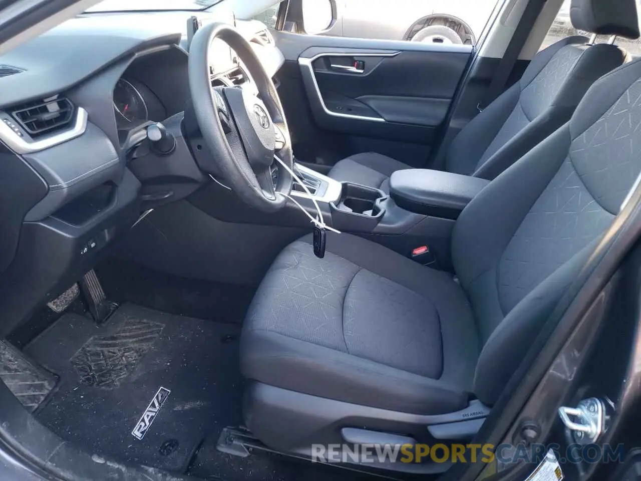 7 fotografías del automóvil dañado JTMW1RFV5KD033764 TOYOTA RAV4 2019
