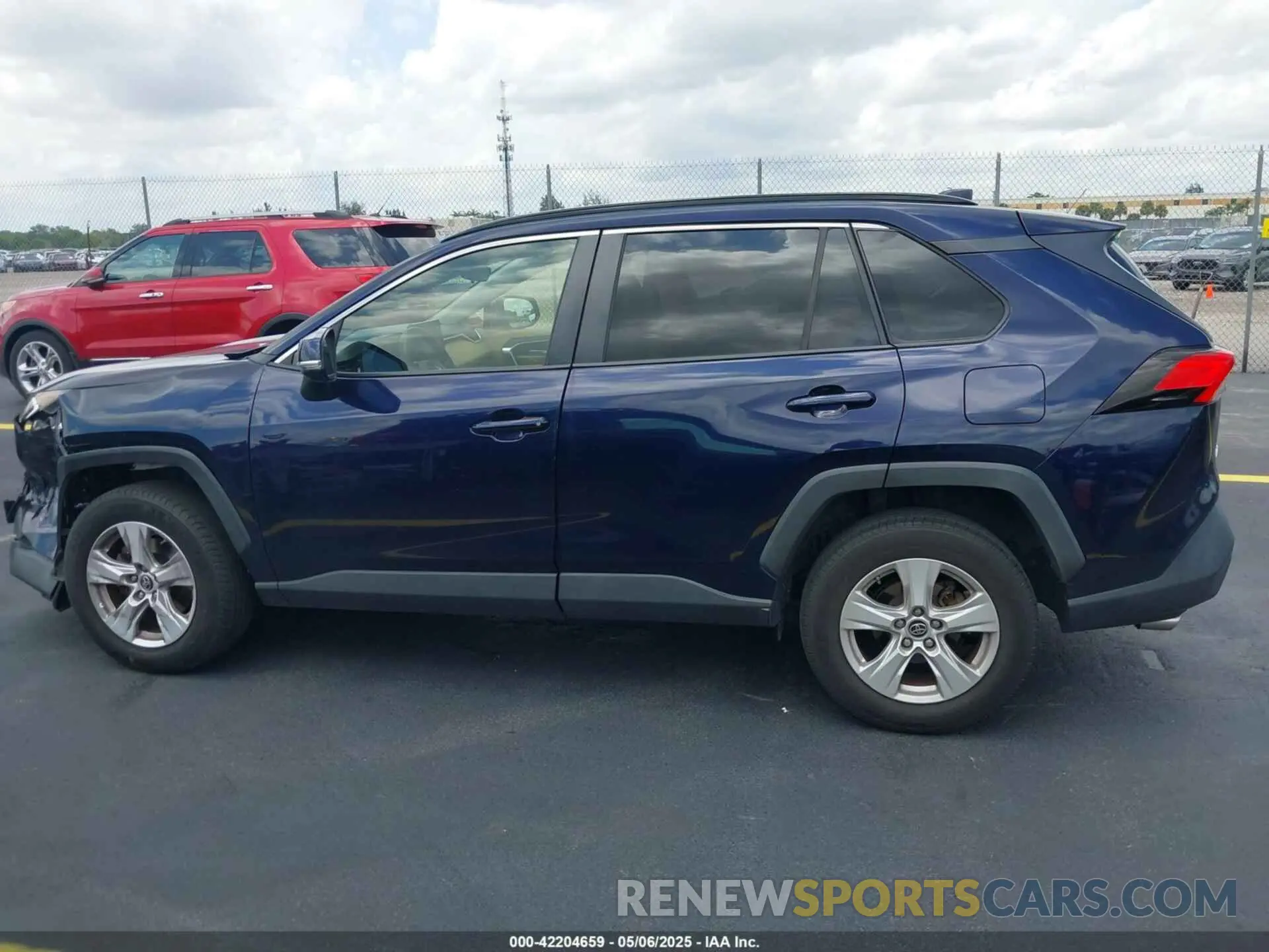 14 fotografías del automóvil dañado JTMW1RFV6KD502439 TOYOTA RAV4 2019