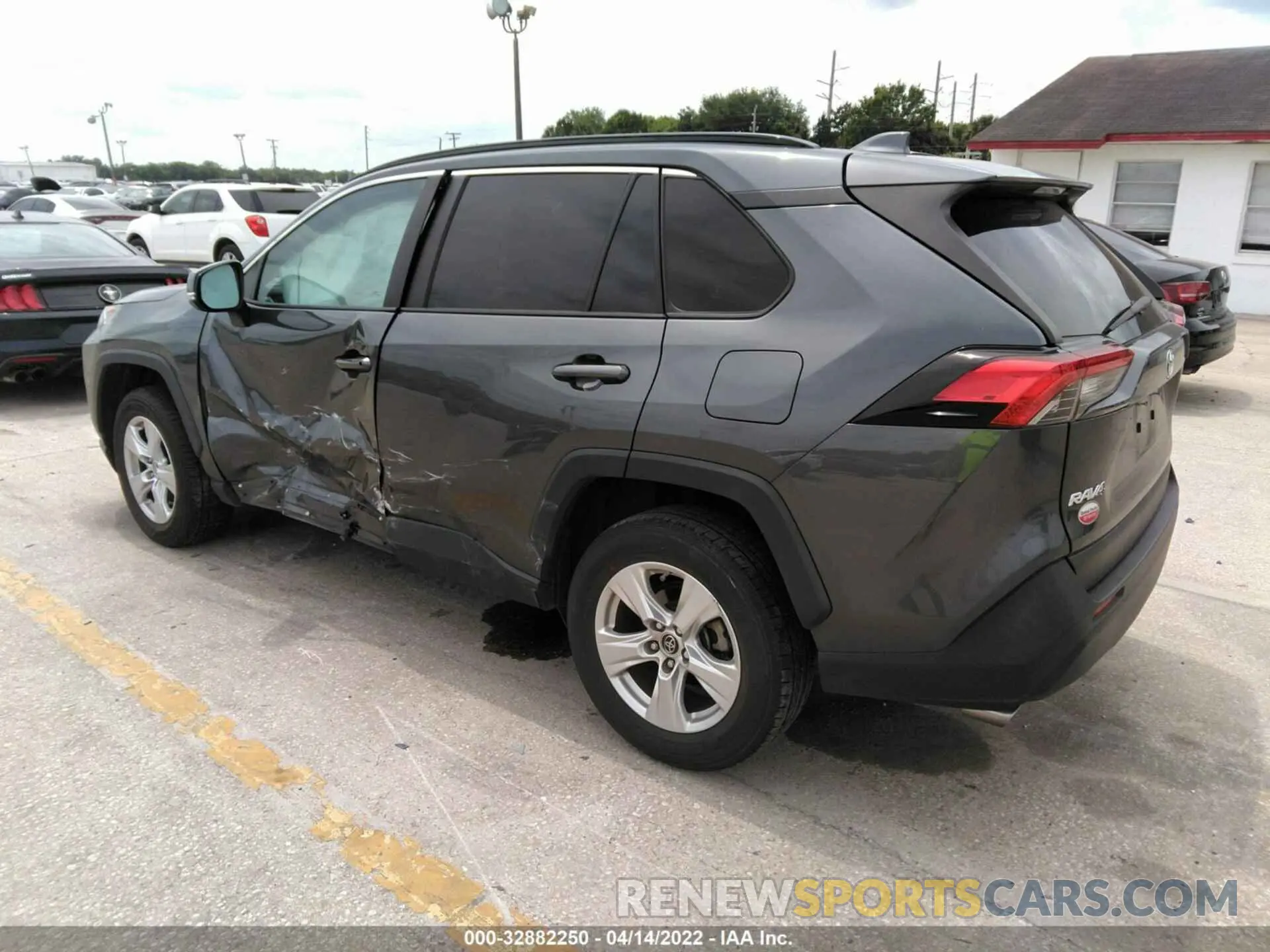 3 fotografías del automóvil dañado JTMW1RFV6KD504515 TOYOTA RAV4 2019