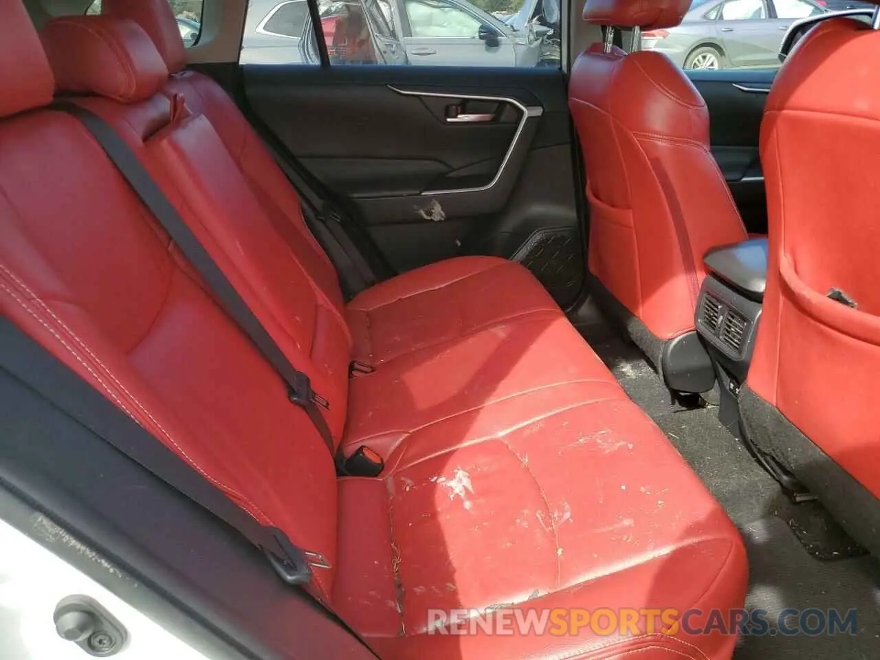 11 fotografías del automóvil dañado JTMW1RFV6KD508063 TOYOTA RAV4 2019