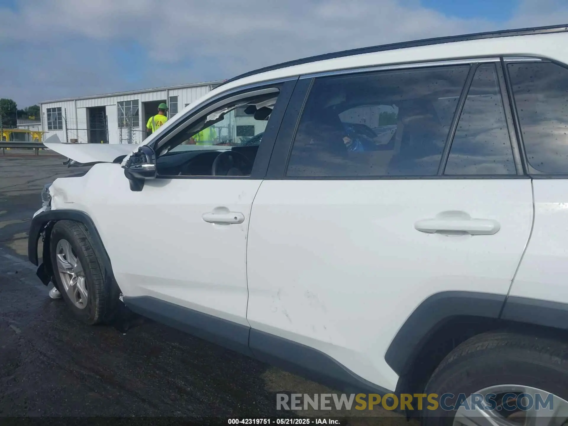 13 fotografías del automóvil dañado JTMW1RFV7KD041736 TOYOTA RAV4 2019