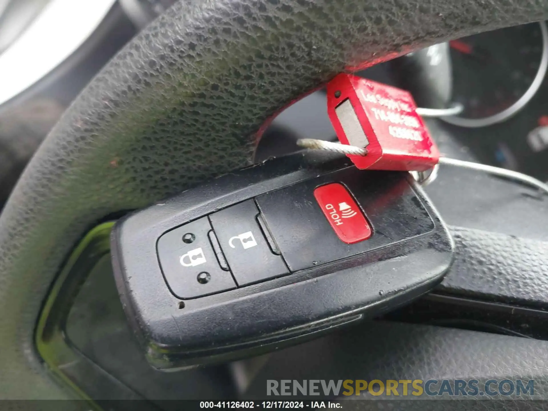 11 fotografías del automóvil dañado JTMW1RFV8KD006767 TOYOTA RAV4 2019