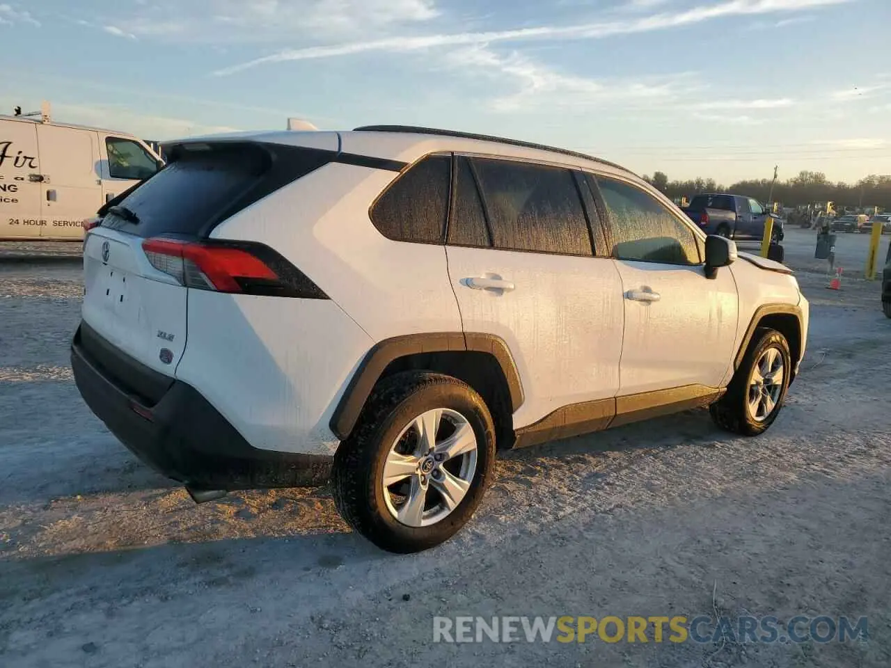 3 fotografías del automóvil dañado JTMW1RFV8KD018143 TOYOTA RAV4 2019