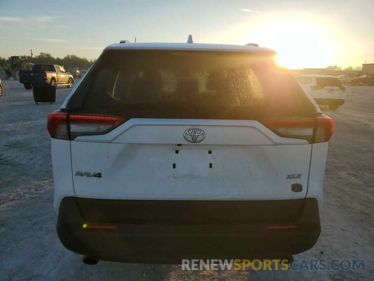 6 fotografías del automóvil dañado JTMW1RFV8KD018143 TOYOTA RAV4 2019