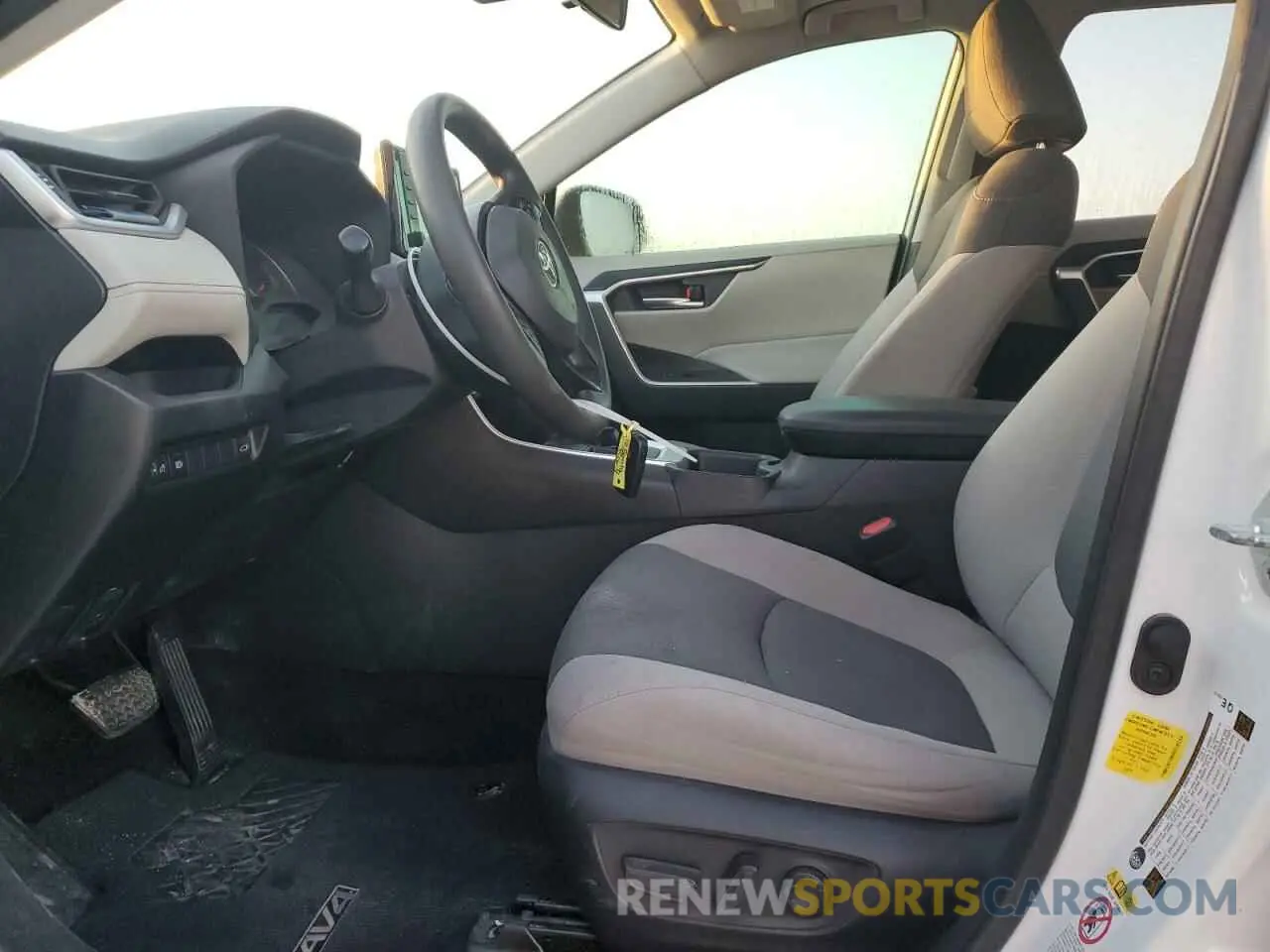 7 fotografías del automóvil dañado JTMW1RFV8KD018143 TOYOTA RAV4 2019