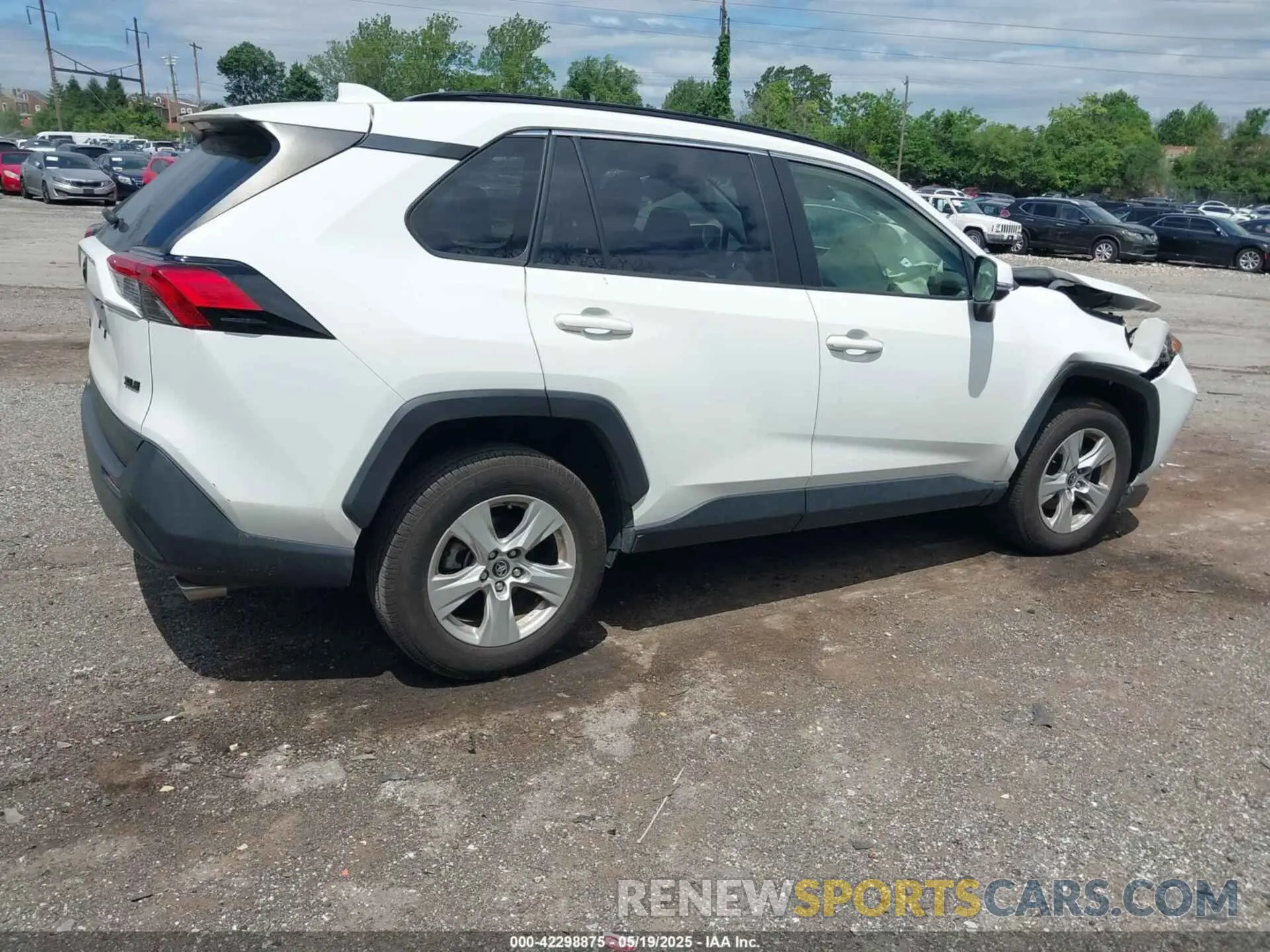 4 fotografías del automóvil dañado JTMW1RFV8KD032916 TOYOTA RAV4 2019