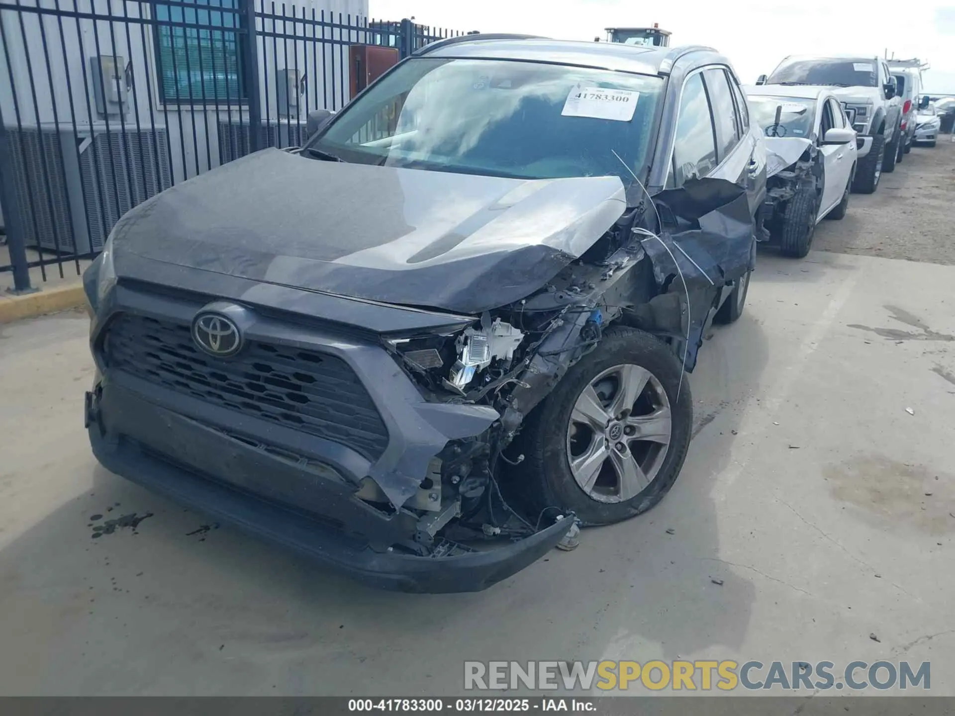 2 fotografías del automóvil dañado JTMW1RFV8KD034763 TOYOTA RAV4 2019