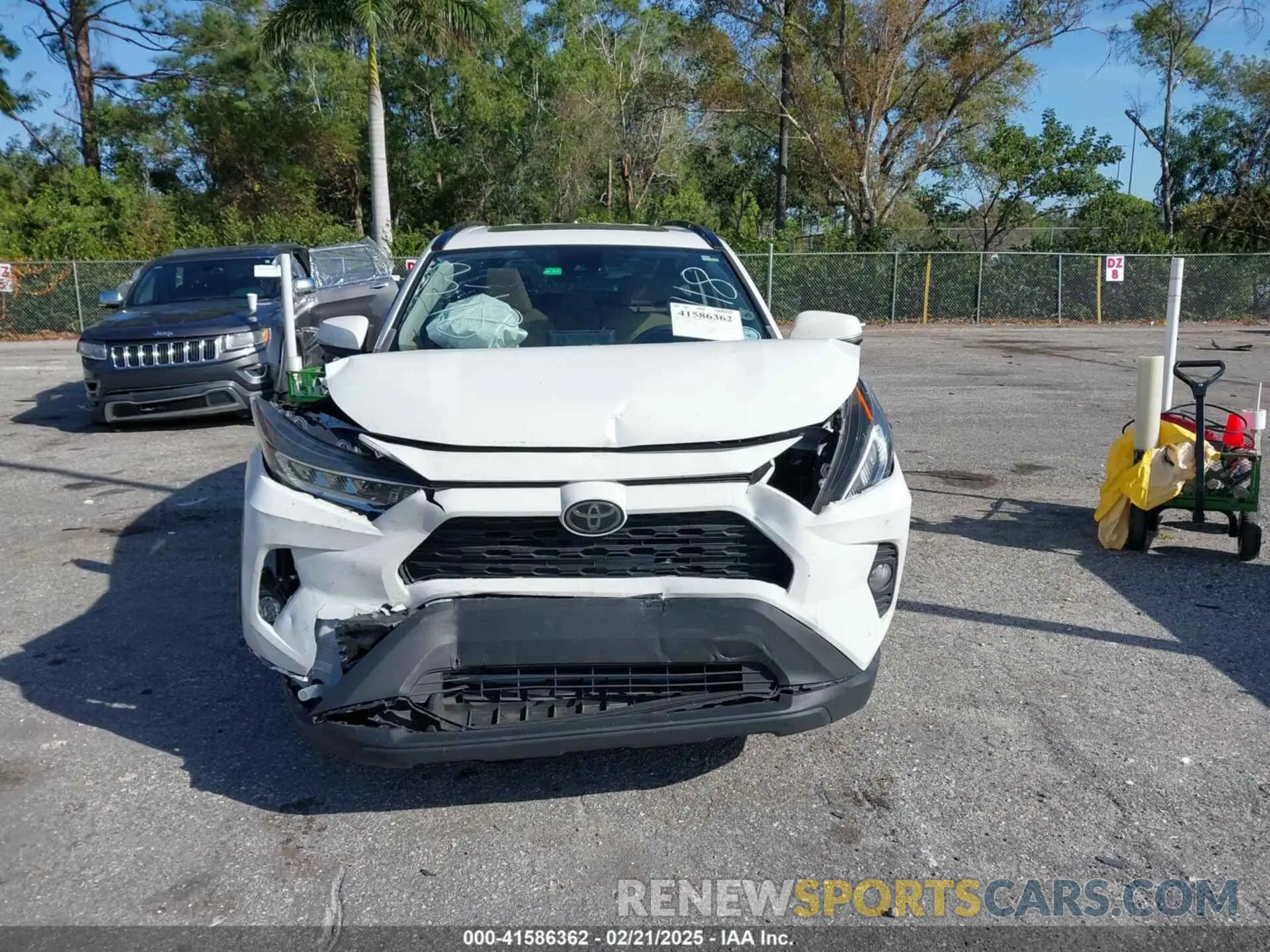 11 fotografías del automóvil dañado JTMW1RFV8KD502118 TOYOTA RAV4 2019