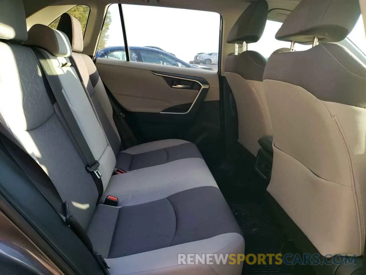 11 fotografías del automóvil dañado JTMW1RFV9KD041155 TOYOTA RAV4 2019