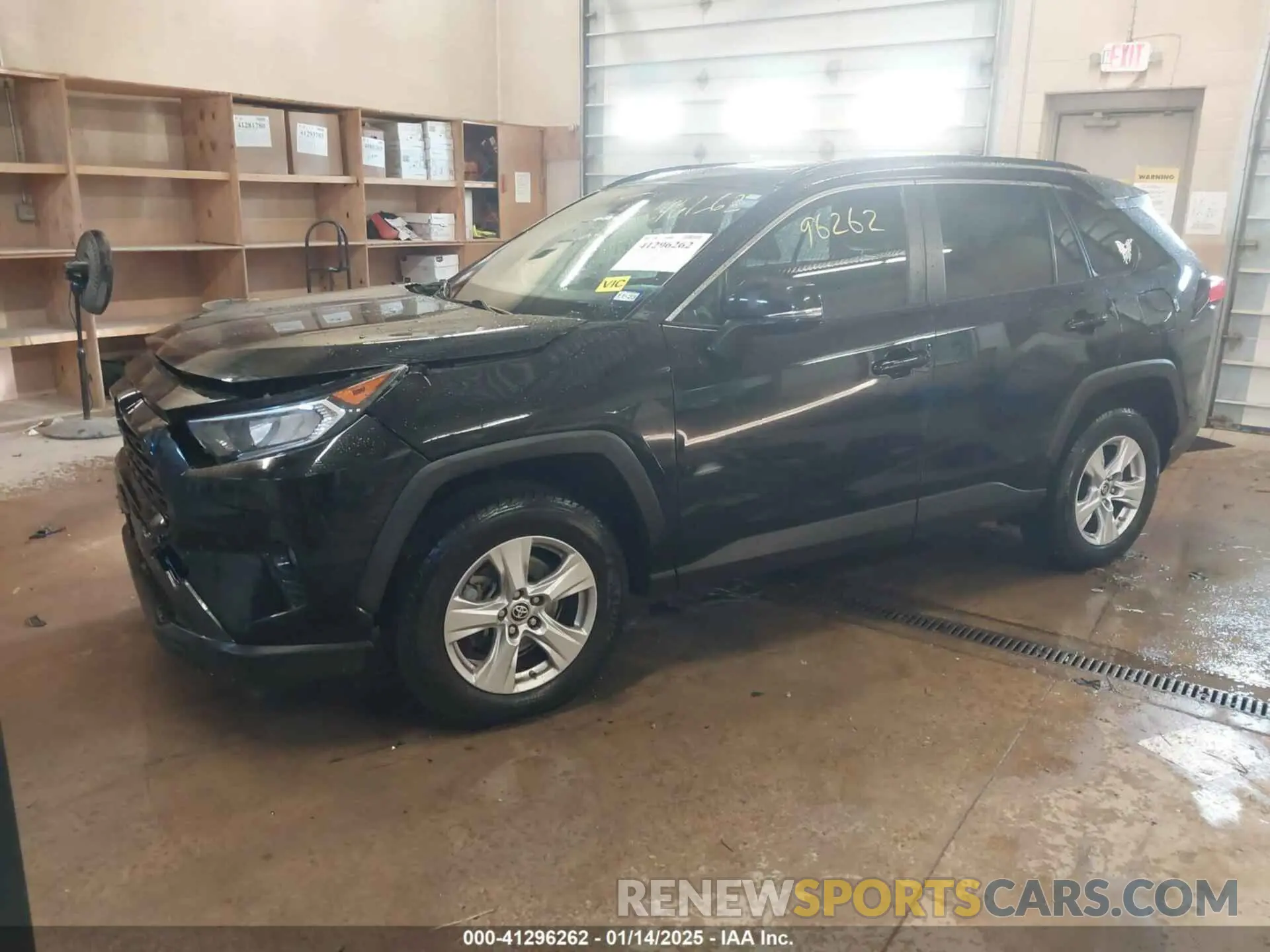 2 fotografías del automóvil dañado JTMW1RFV9KD042239 TOYOTA RAV4 2019