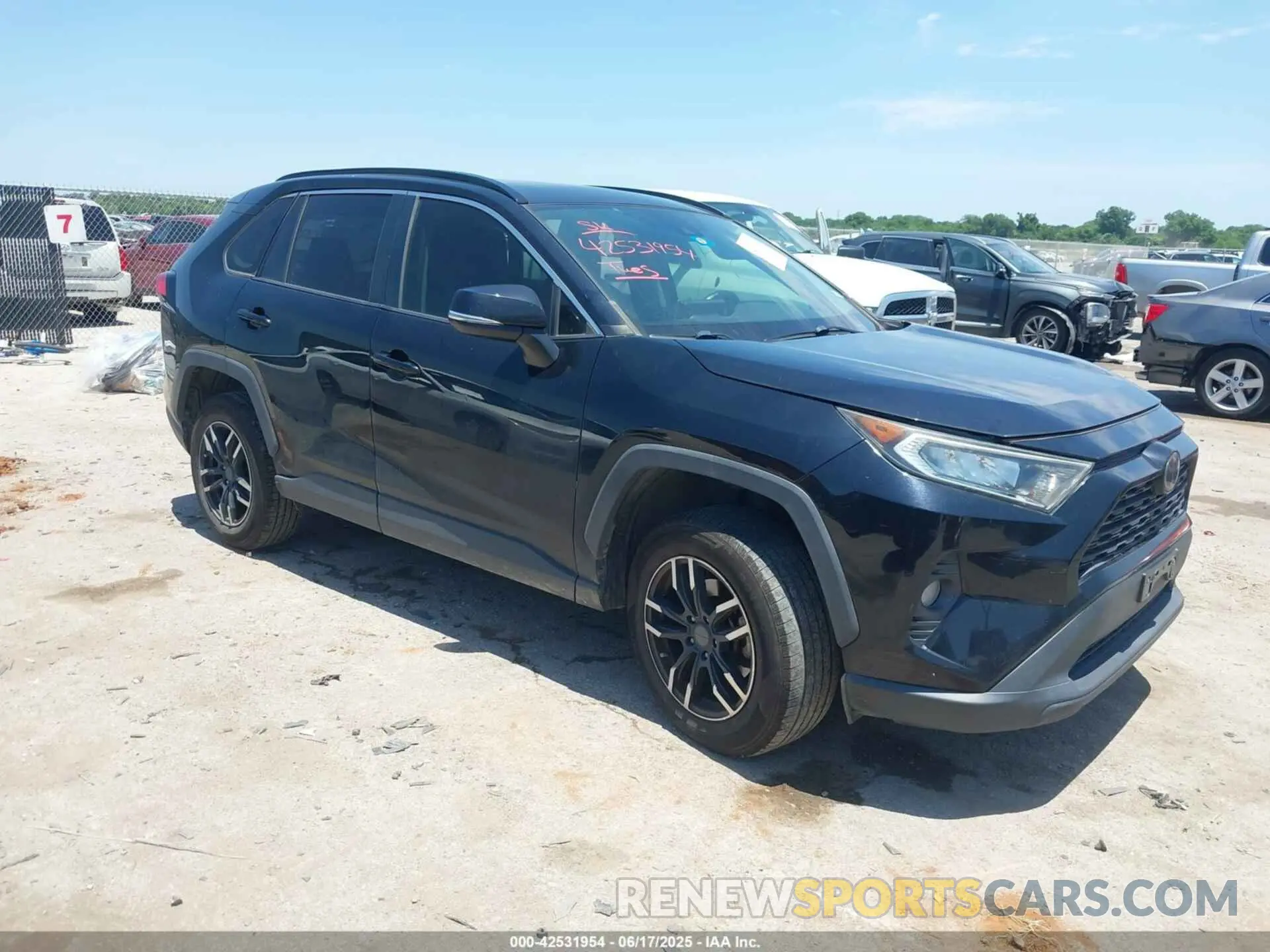 1 fotografías del automóvil dañado JTMW1RFV9KD508137 TOYOTA RAV4 2019