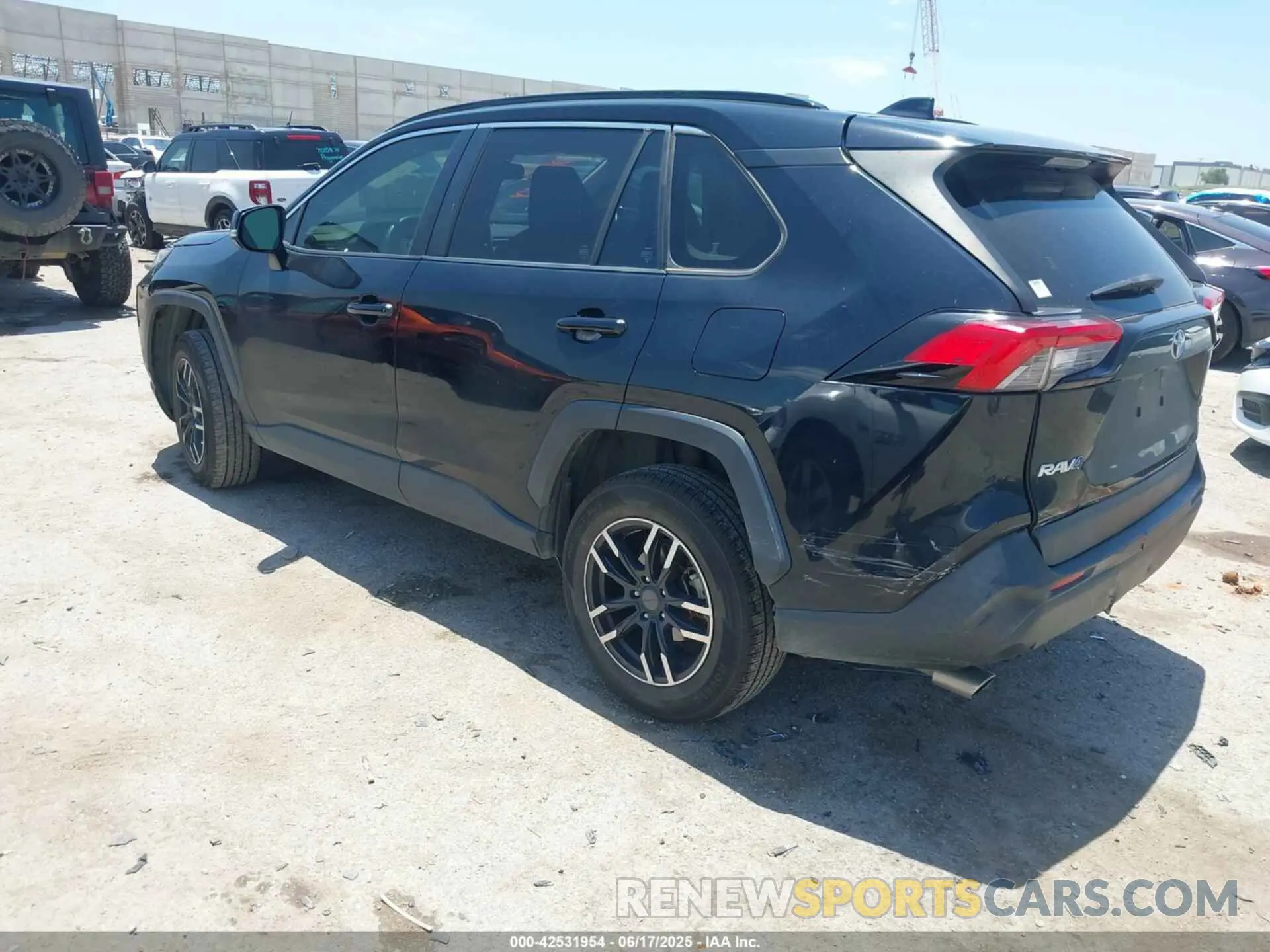 3 fotografías del automóvil dañado JTMW1RFV9KD508137 TOYOTA RAV4 2019