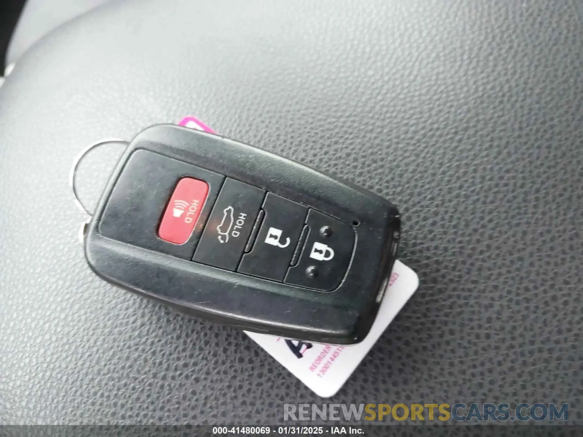 11 fotografías del automóvil dañado JTMW1RFVXKD014885 TOYOTA RAV4 2019