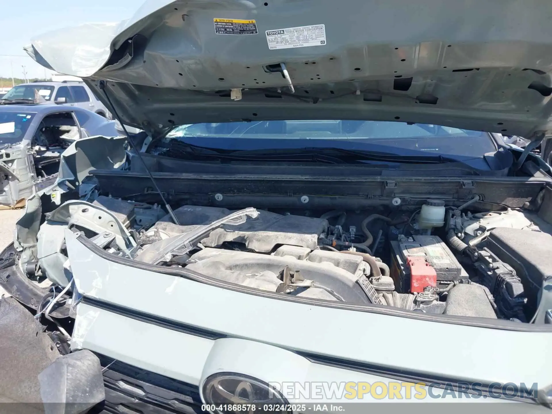 10 fotografías del automóvil dañado JTMW1RFVXKD035994 TOYOTA RAV4 2019