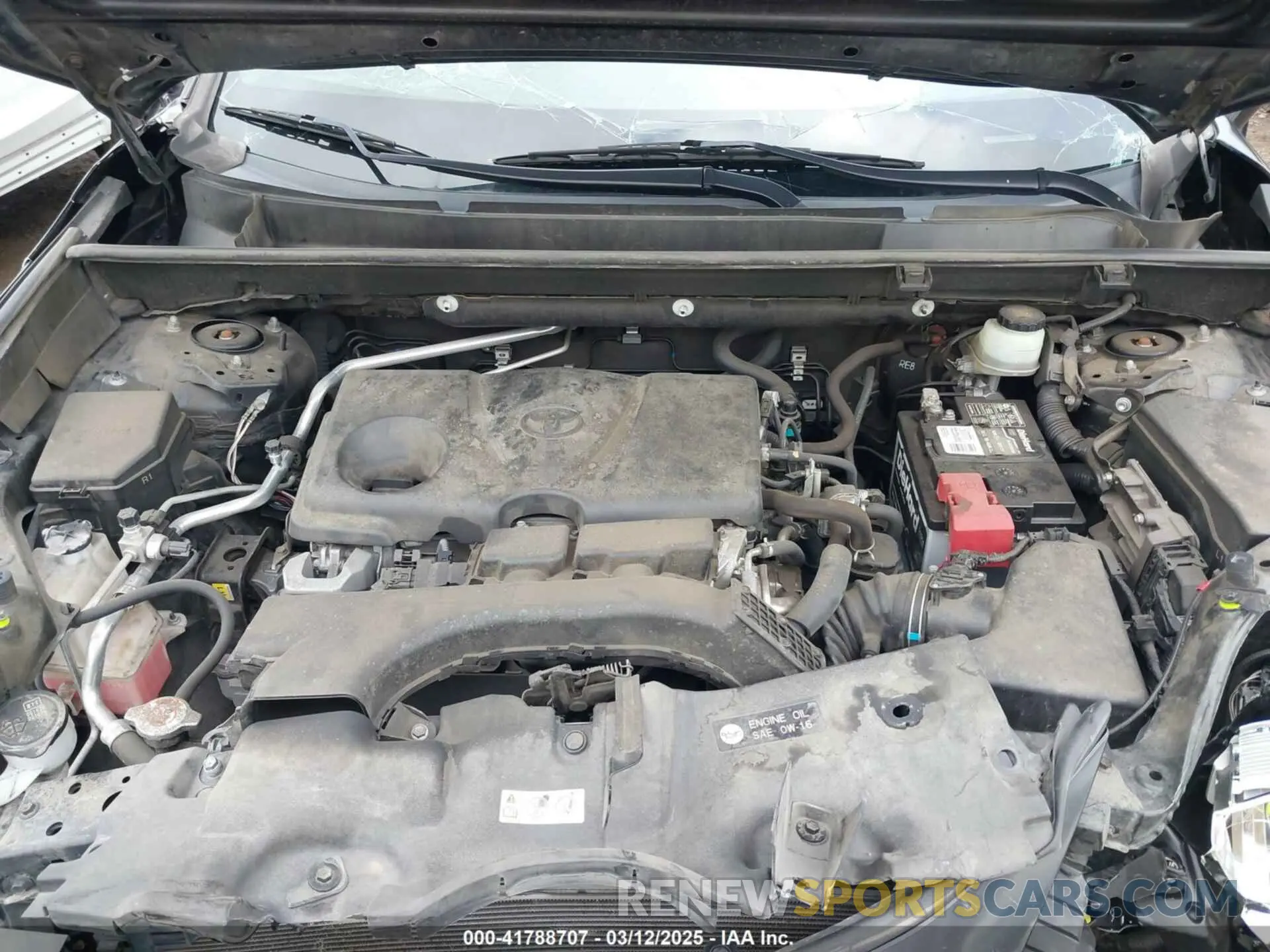 10 fotografías del automóvil dañado JTMW1RFVXKD502802 TOYOTA RAV4 2019