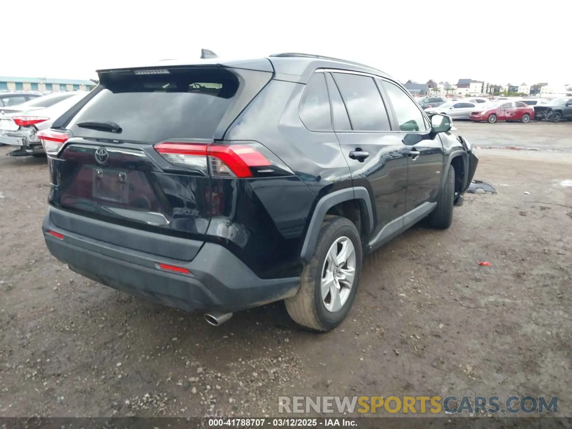 4 fotografías del automóvil dañado JTMW1RFVXKD502802 TOYOTA RAV4 2019