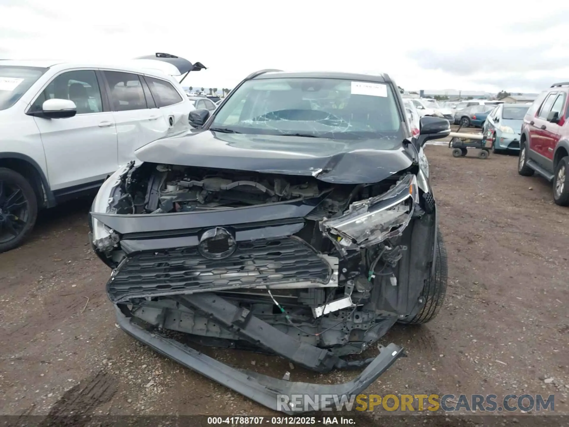 6 fotografías del automóvil dañado JTMW1RFVXKD502802 TOYOTA RAV4 2019