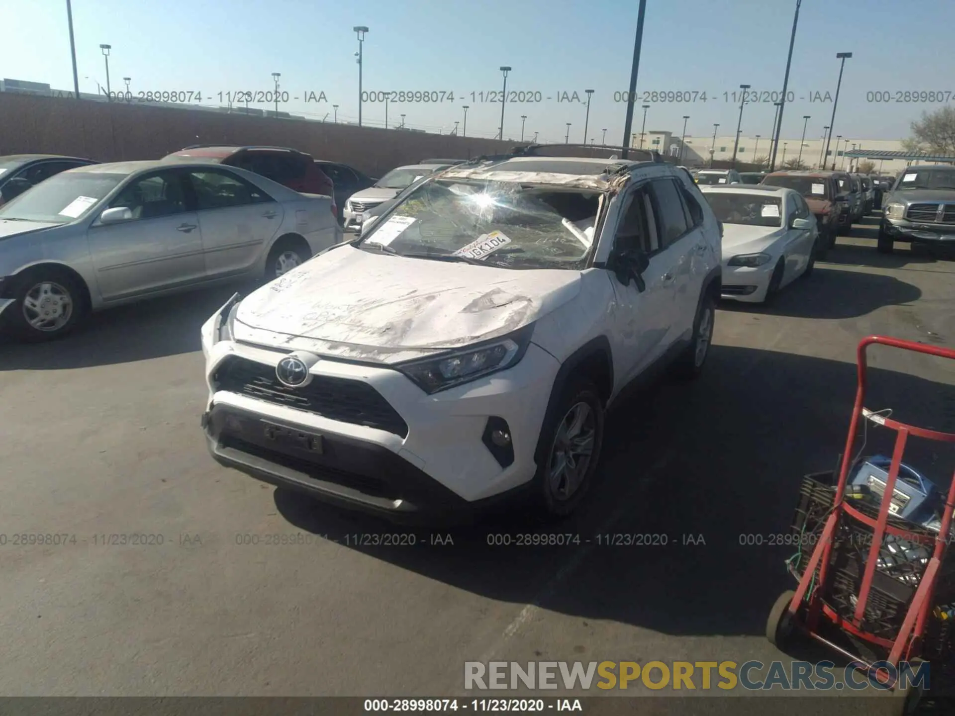 2 fotografías del automóvil dañado JTMW1RFVXKD508065 TOYOTA RAV4 2019