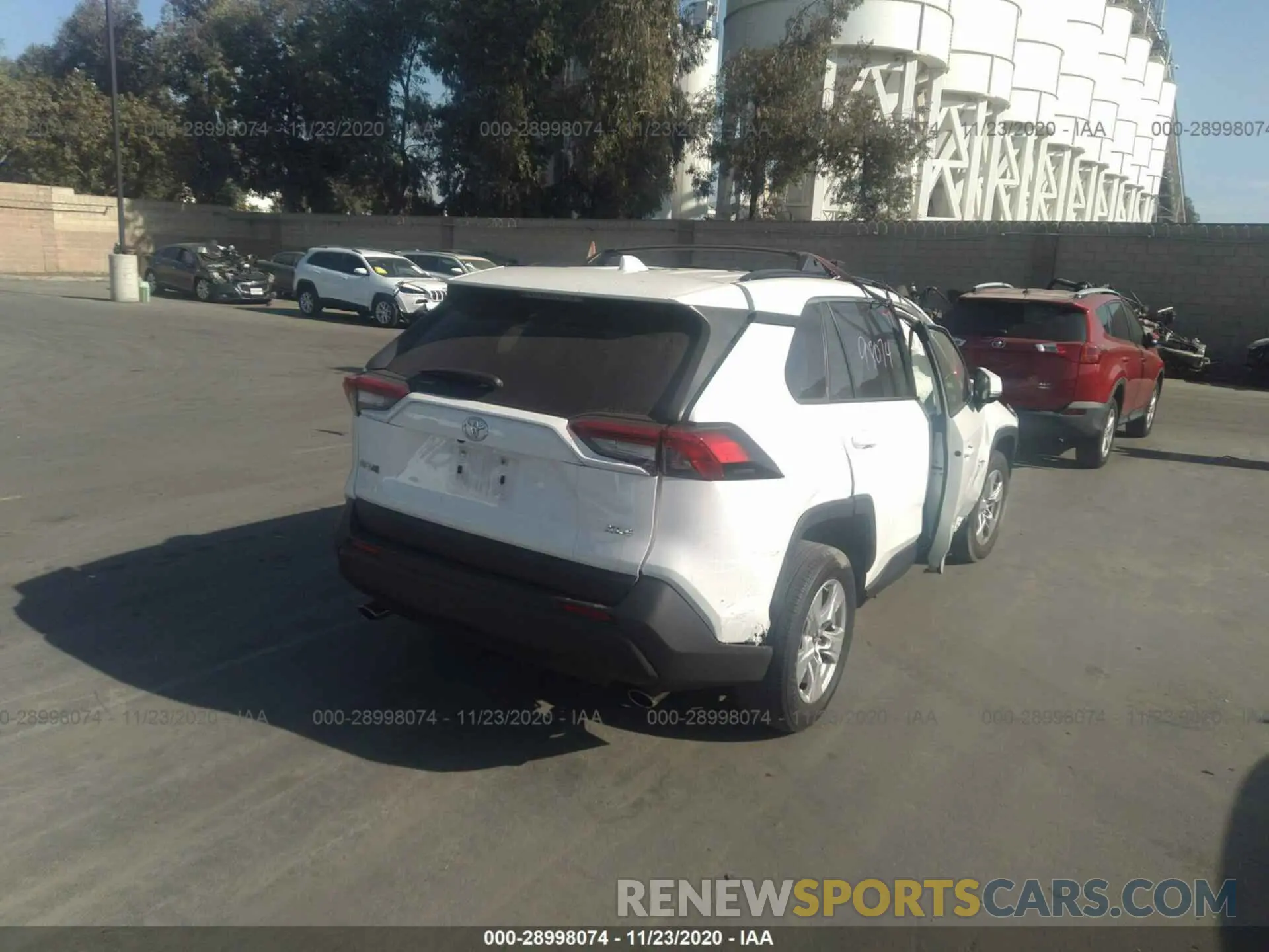 4 fotografías del automóvil dañado JTMW1RFVXKD508065 TOYOTA RAV4 2019